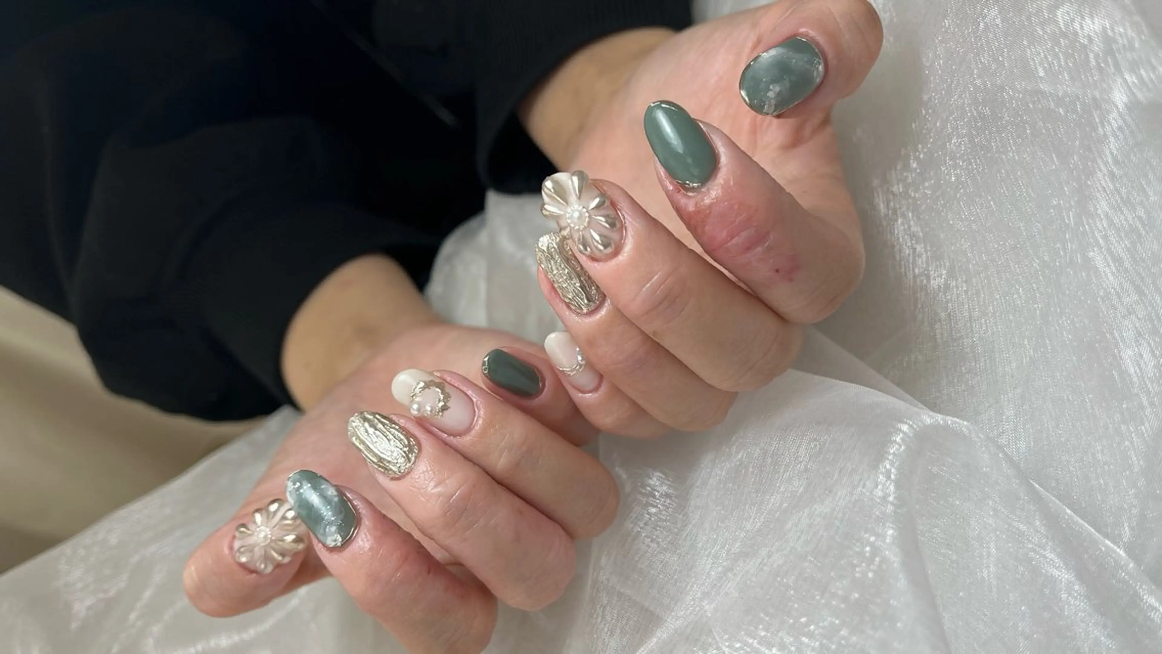 ネイル ハンドネイル Le’a nail所属・Le’a nail ＊Satomiのネイルデザイン