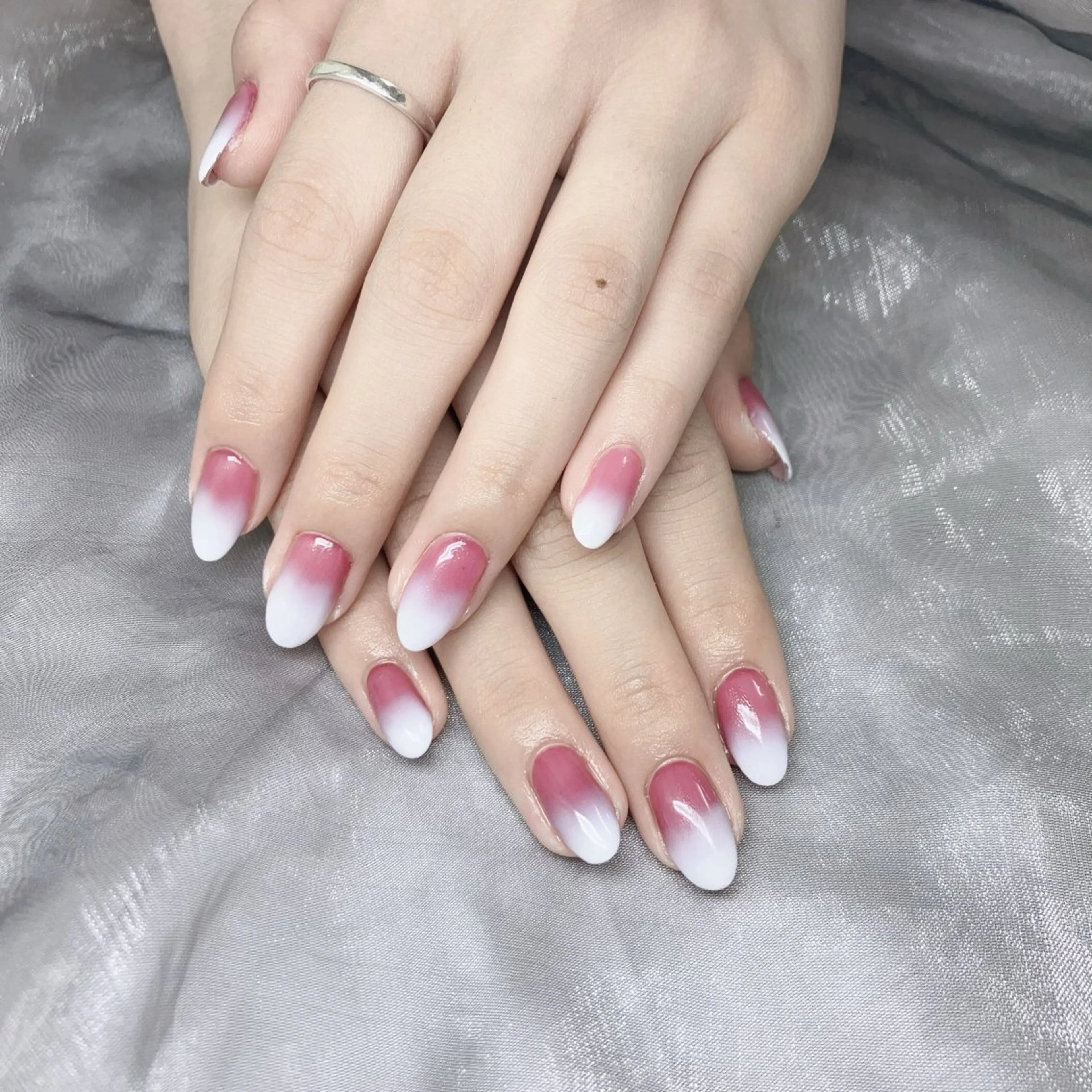 ネイル 高木 維麗絲のネイルデザイン