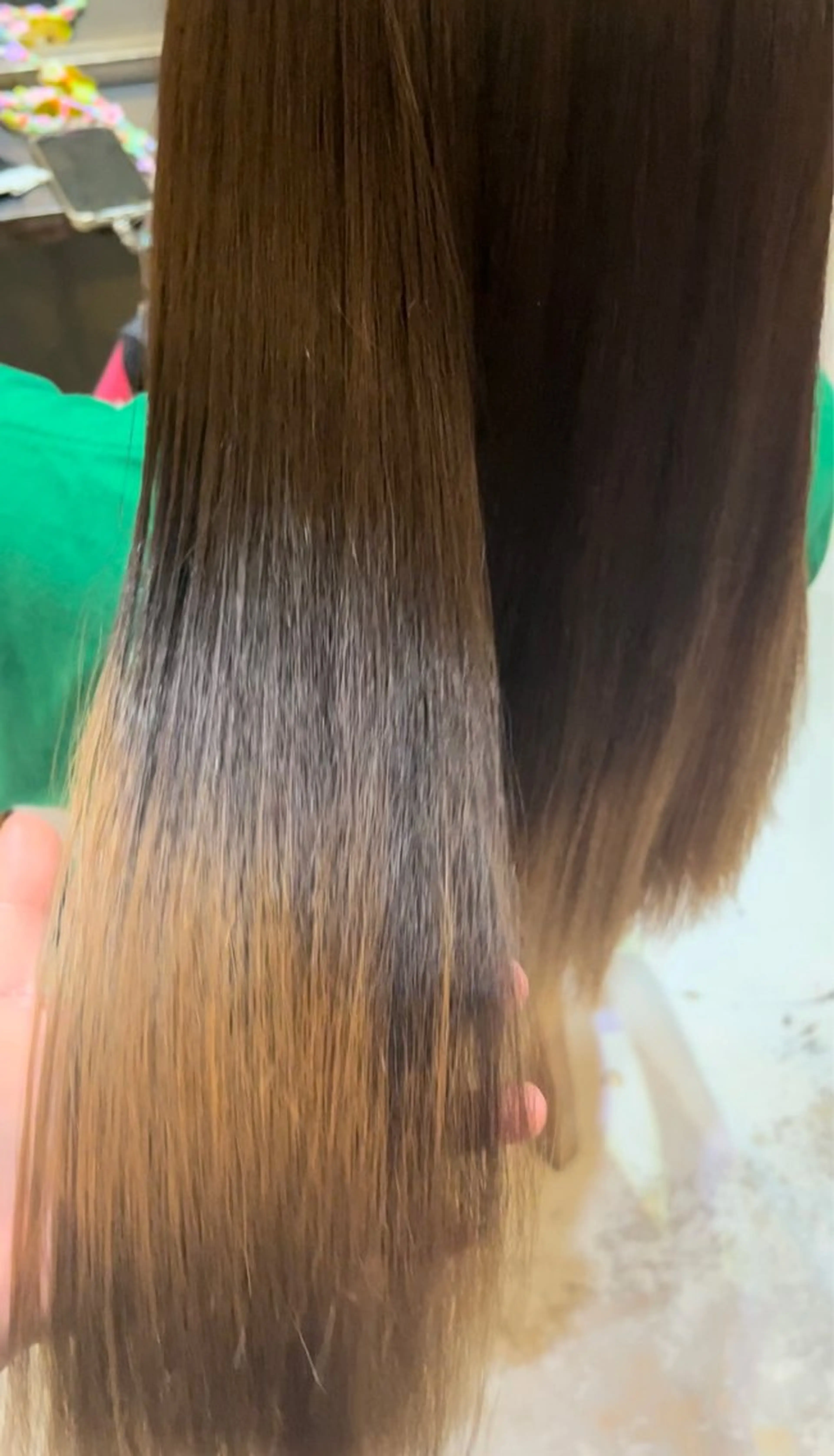 縮毛矯正（シャンプーブロー込）の写真