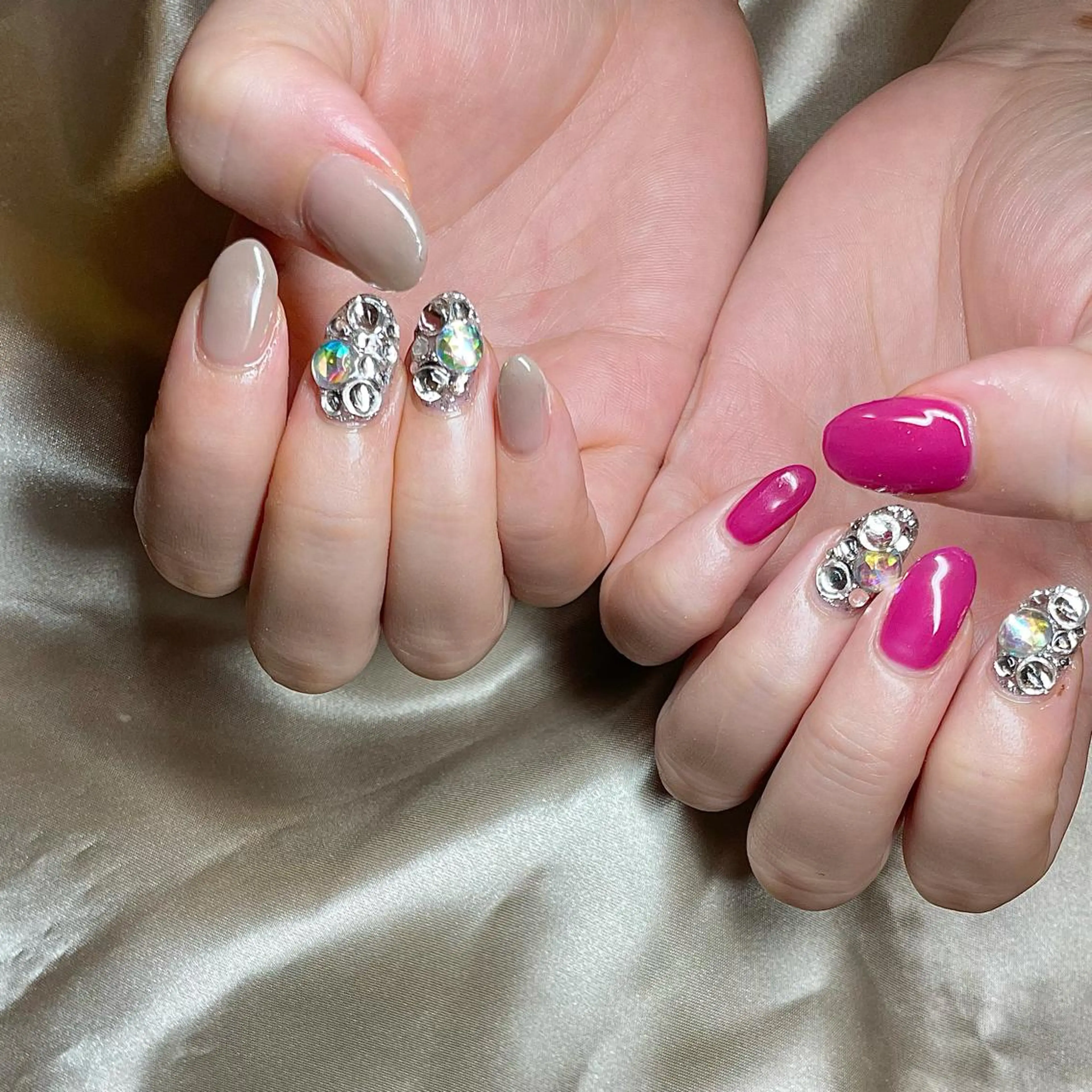 ミディアム カラー パーマ ヘアアレンジ メンズ キッズ ネイル マツエク・マツパ ワンカラーネイル ストーンネイル nail&eye Aoのマツエク・マツパデザイン