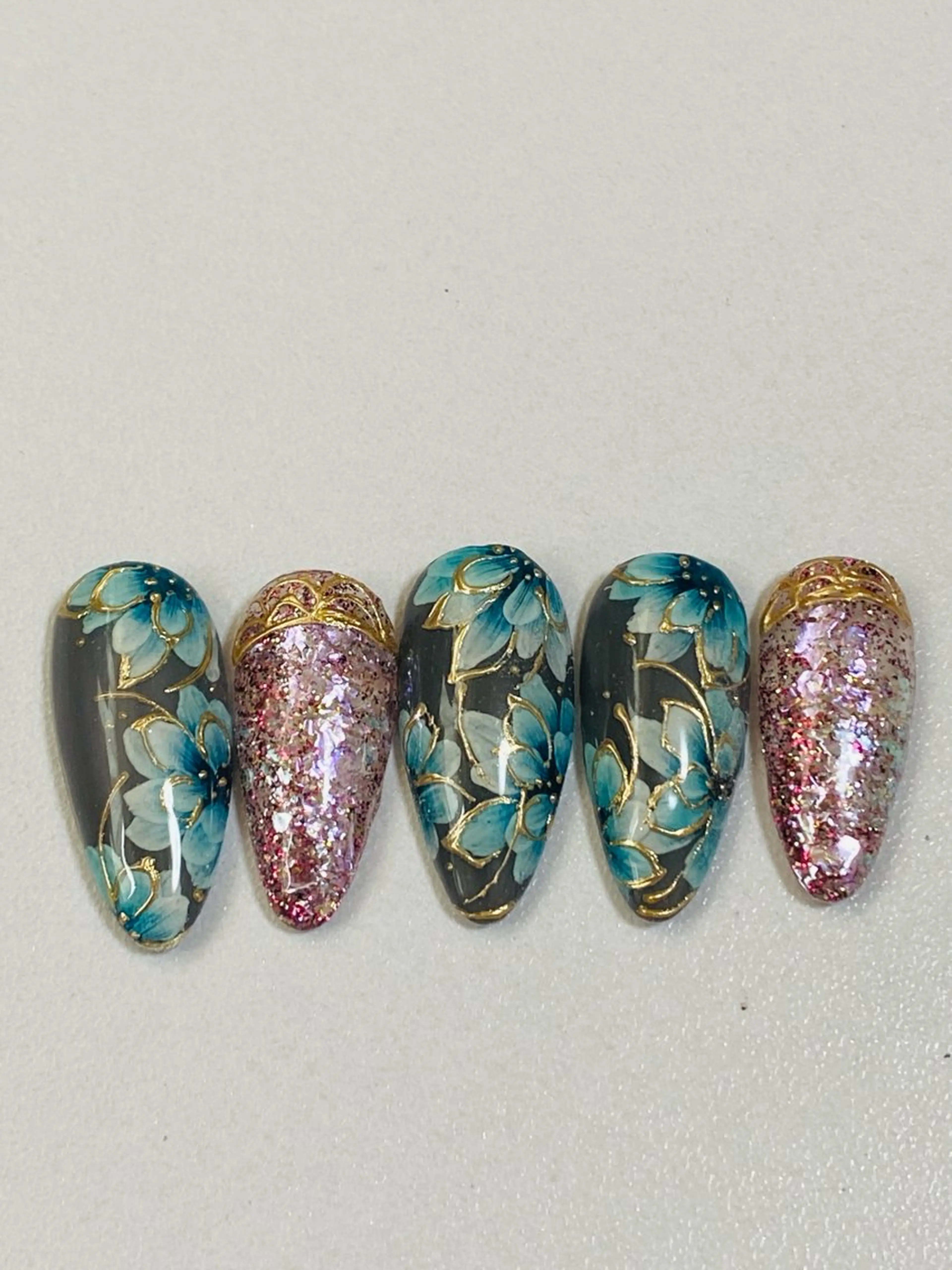 ネイル フラワーネイル 自宅ネイルサロン ♦️nuance♦️のネイルデザイン