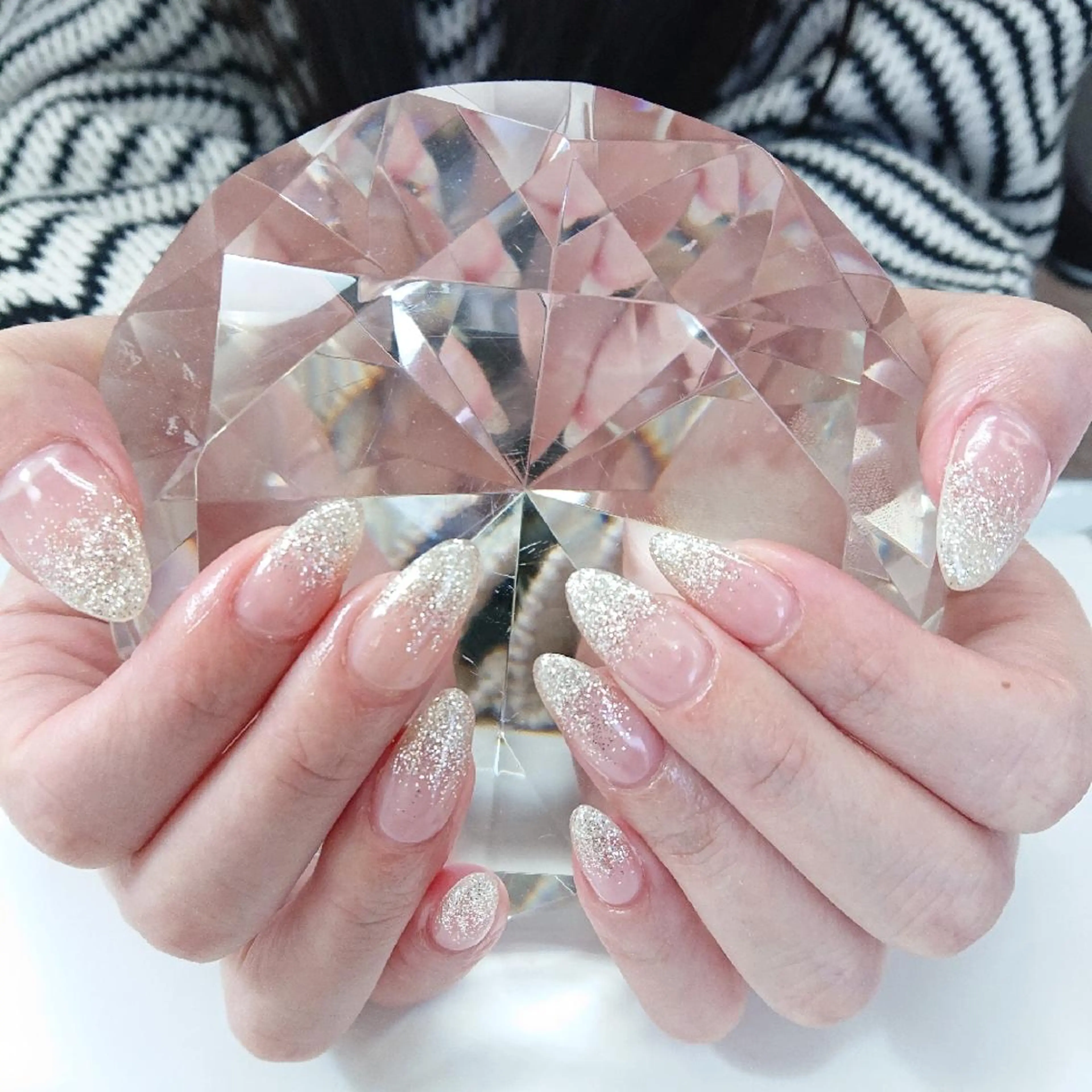 ネイル ラメ(グリッター) ラメグラデーション Coco Girlsのネイルデザイン