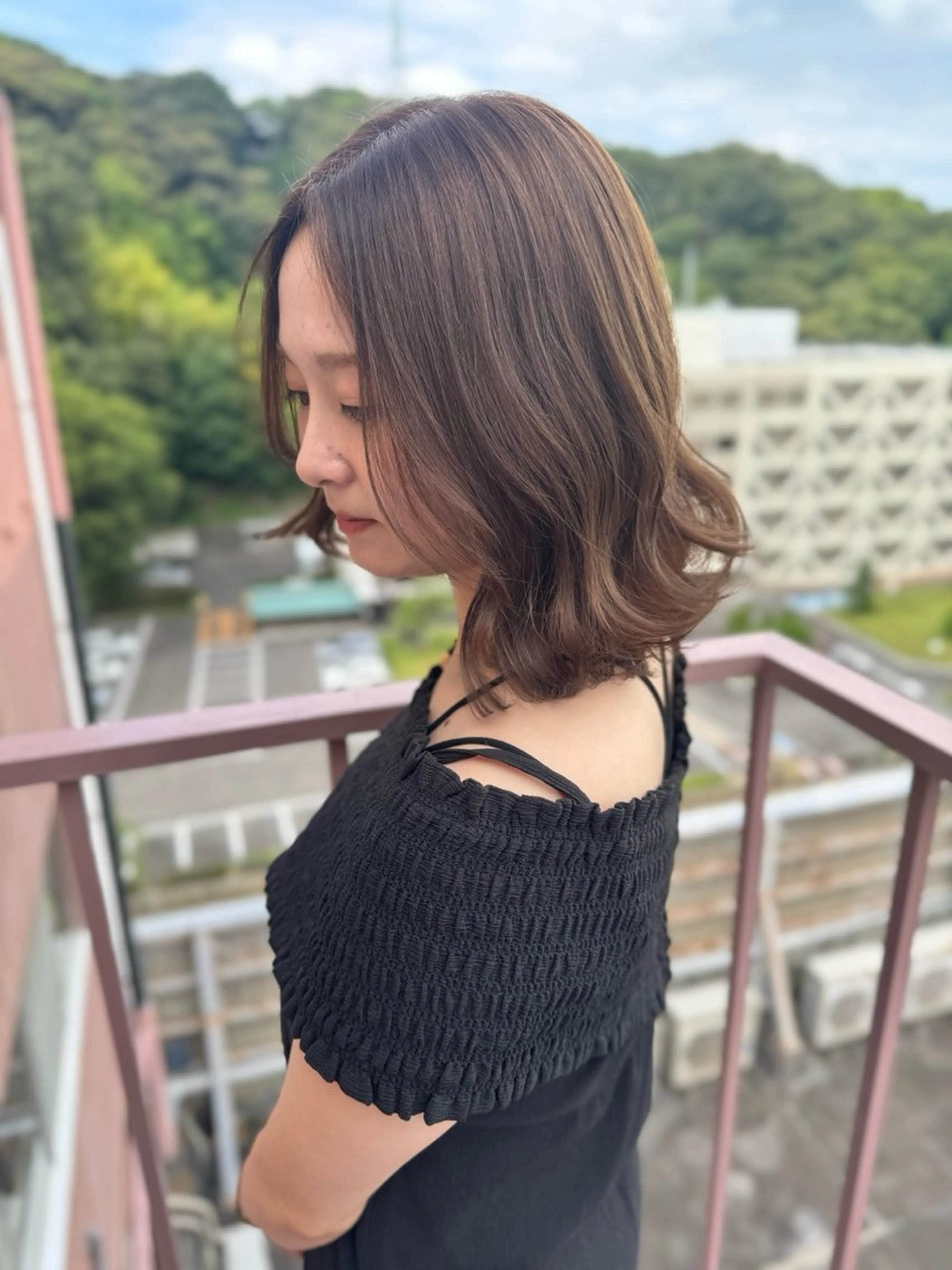 ミディアム カラー ベージュカラー カット ヘアカラー トリートメント Viage （ビアージュ）のヘアスタイル