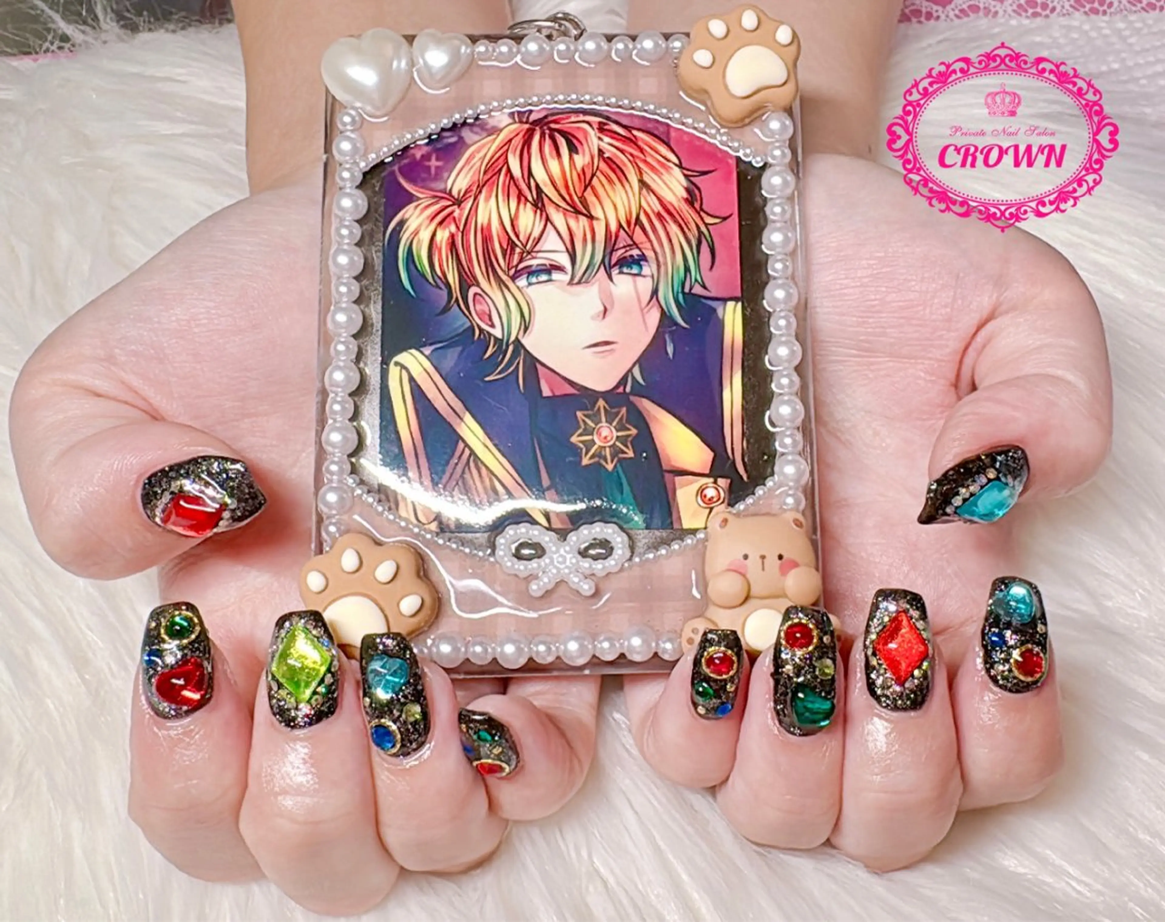 ネイル CROWN プライベートサロンのネイルデザイン