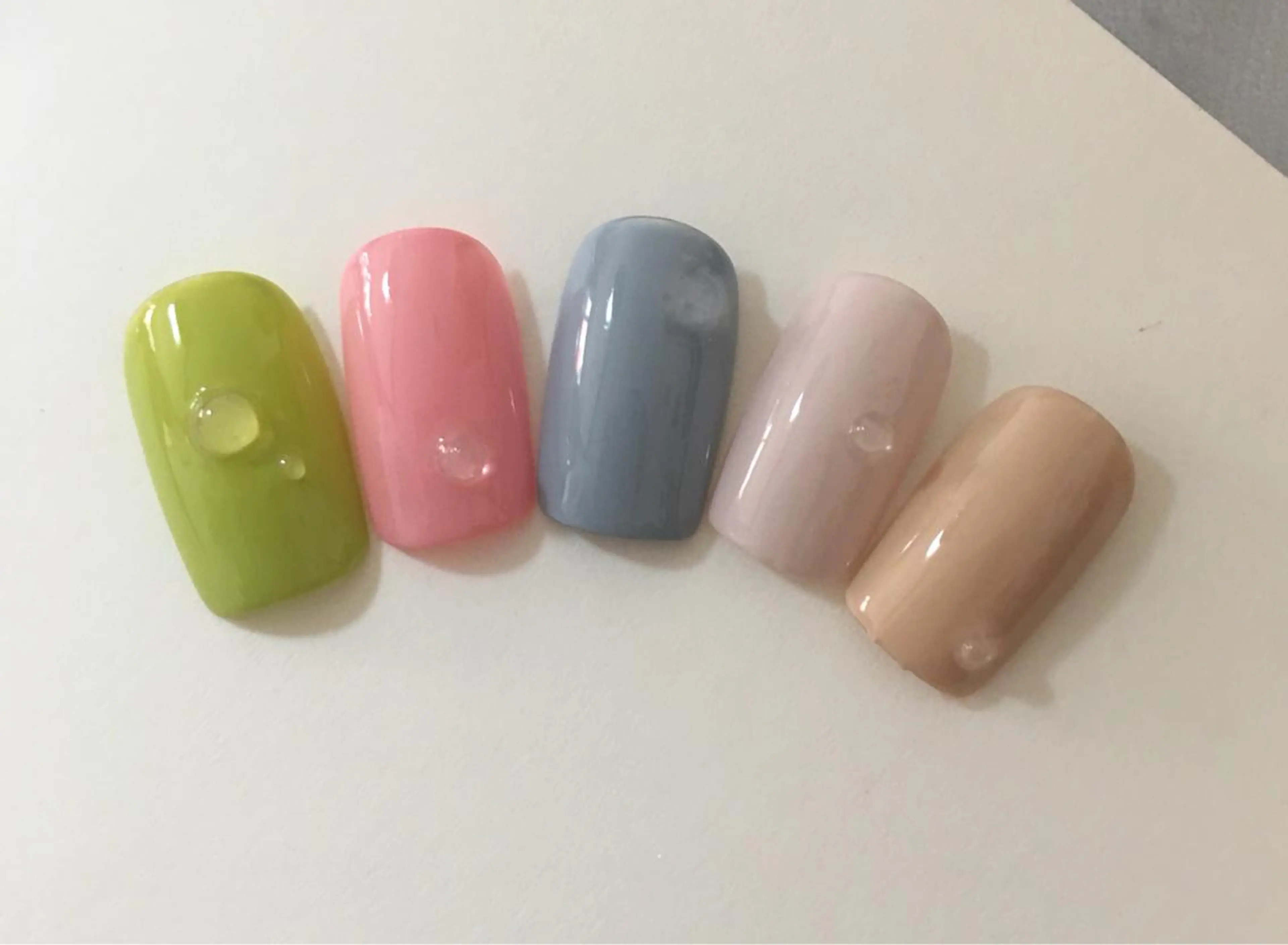 ネイル 💅E•U•B NAIL🌹所属・横浜市中区曙町 ネイルE·U·Bのネイルデザイン