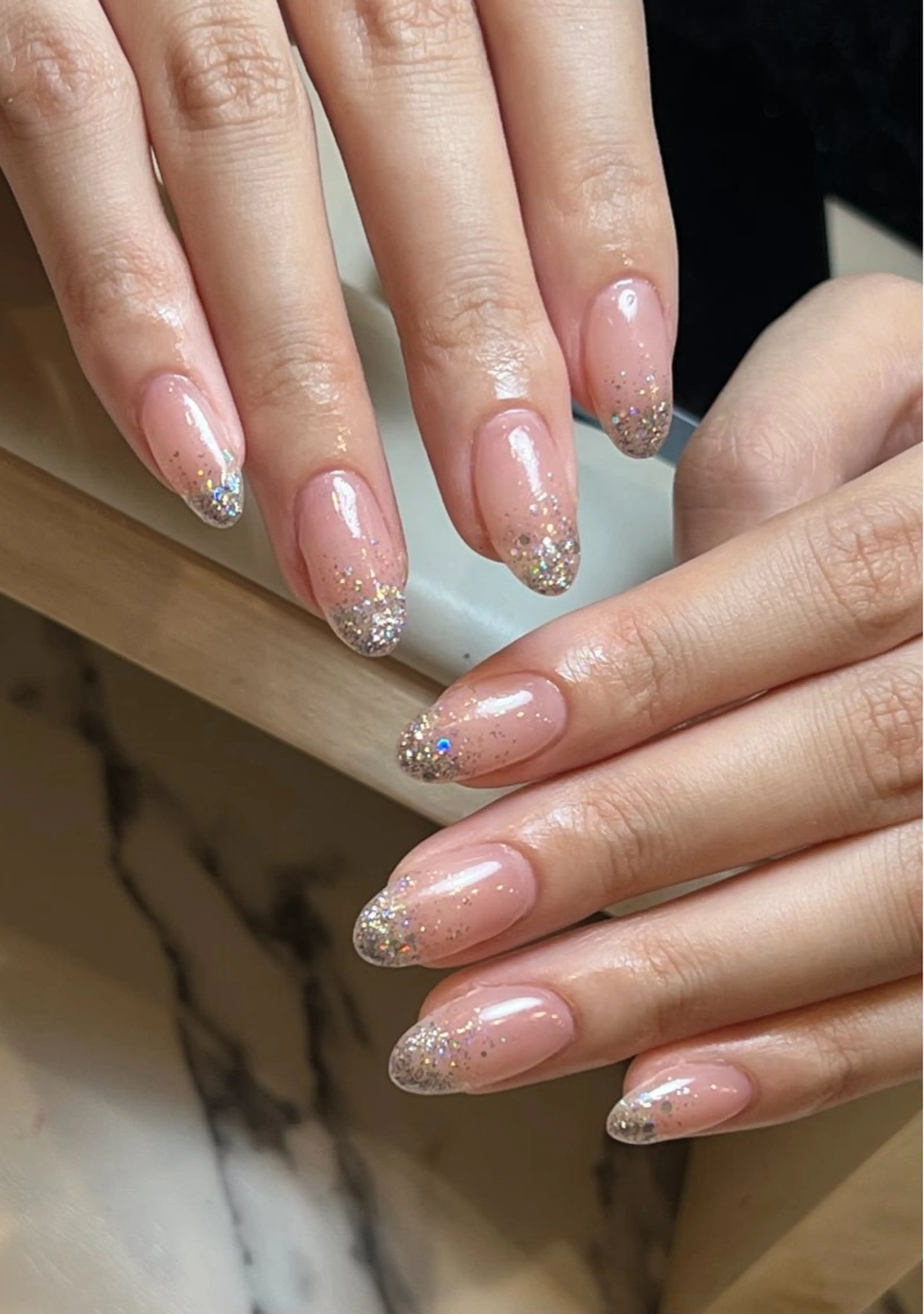 ネイル チークネイル フットネイル フレンチネイル ジェルネイル ガラスフレンチ ハンドネイル エニ キラのネイルデザイン