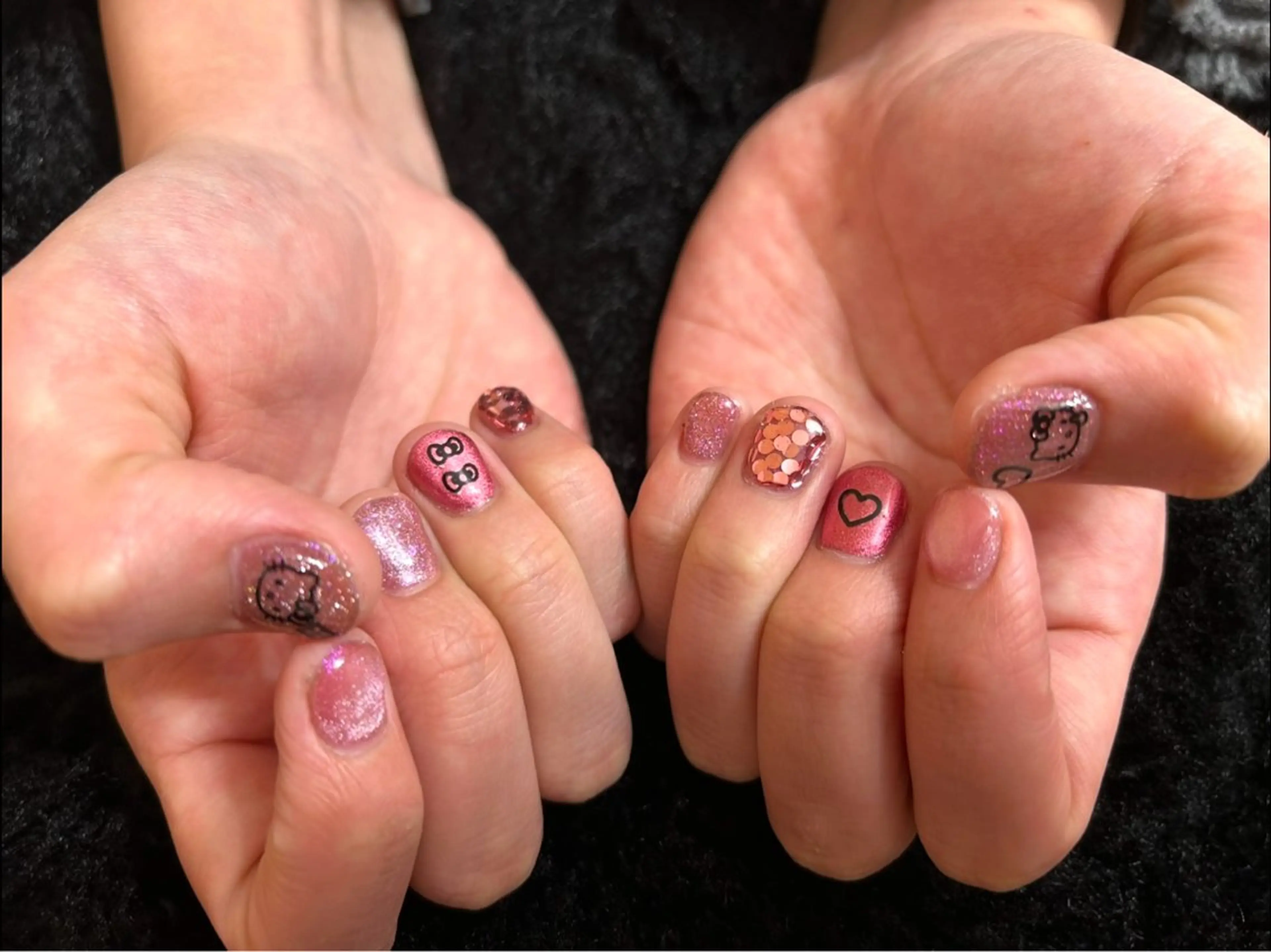 ネイル フラッシュネイル フラッシュマグ マグネットネイル ミラーネイル ピンク AIushe平井店 ななみのネイルデザイン