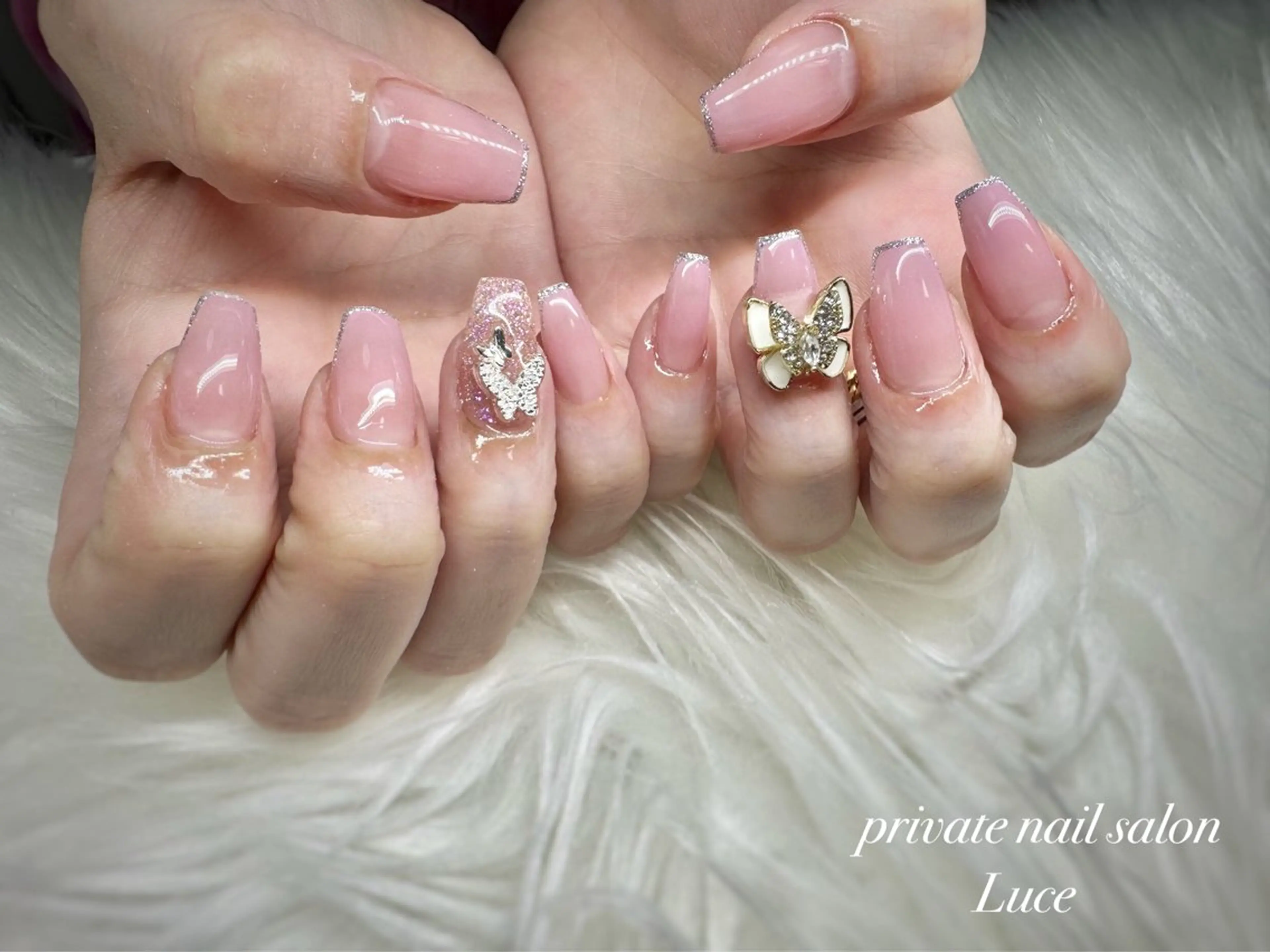 ネイル ラメ(グリッター) ハンドネイル nailsalon Luce🕊️のネイルデザイン