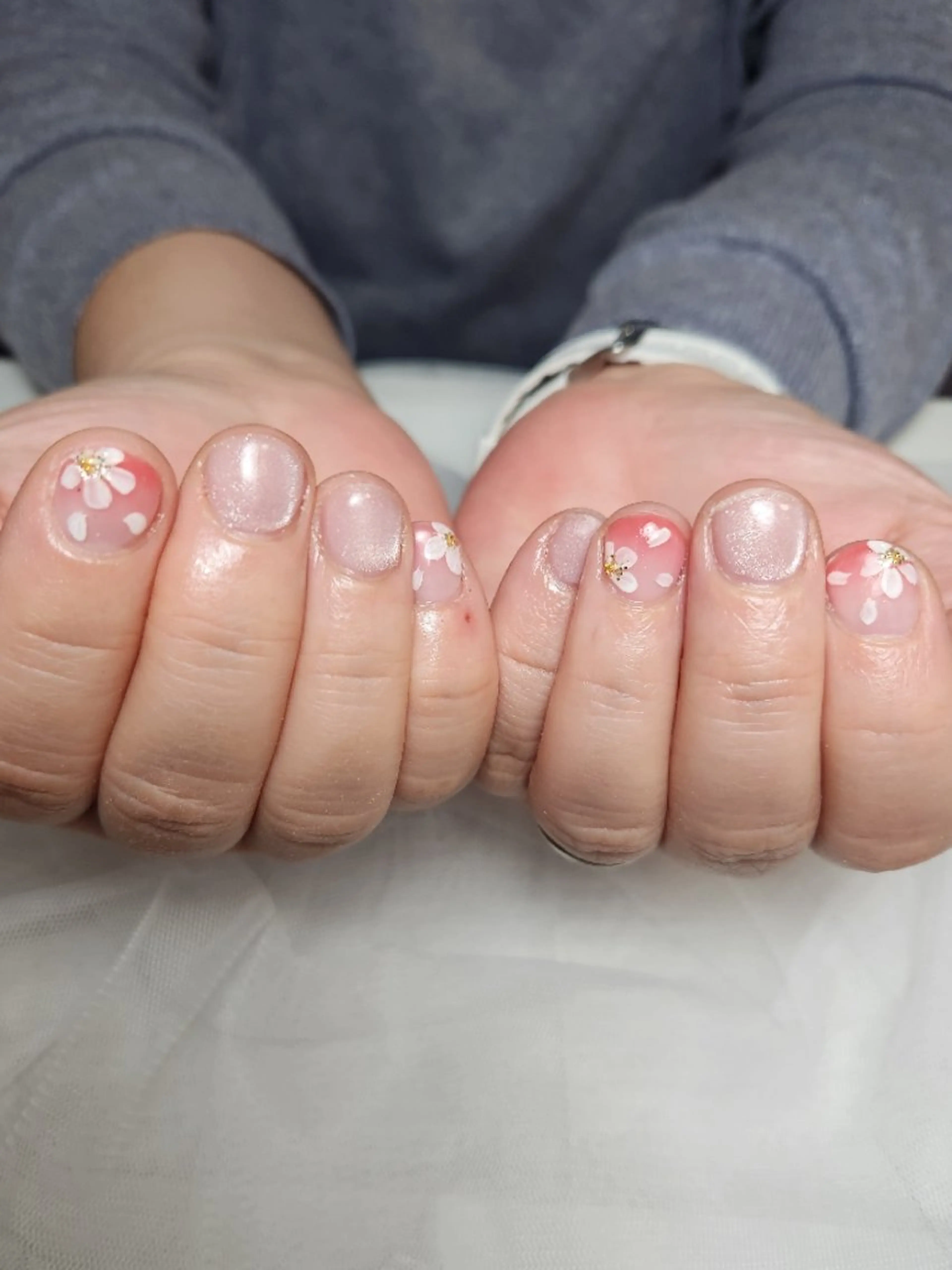 ネイル 桜ネイル ジェルネイル キラキラネイル マグネットネイル オフィスネイル Nailroom3  古屋明美のネイルデザイン