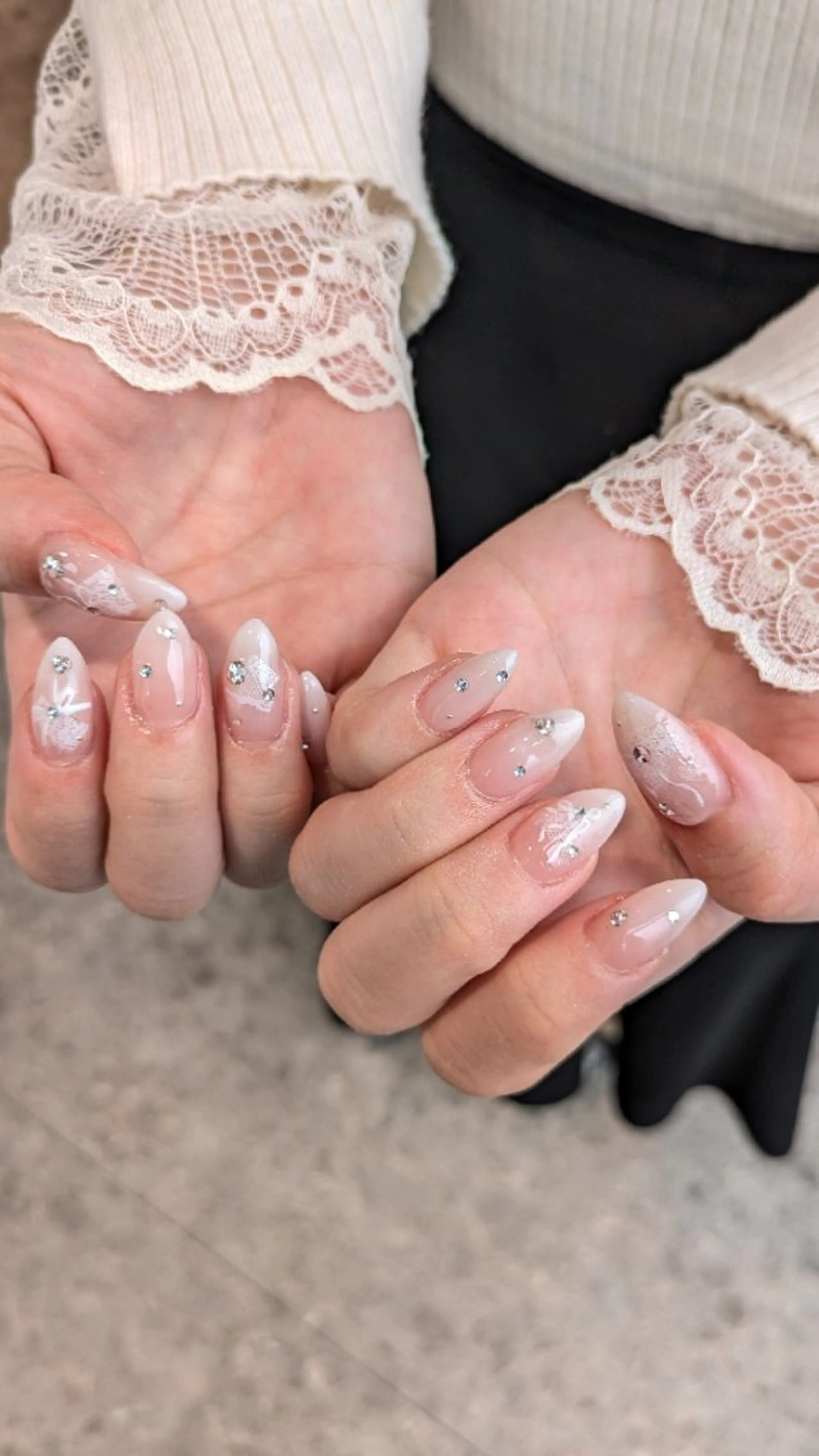 ネイル レース ハンドネイル EARTH coiffure beaute　ふじみ野店所属・EARTHふじみ野 ネイル　森花鈴のネイルデザイン