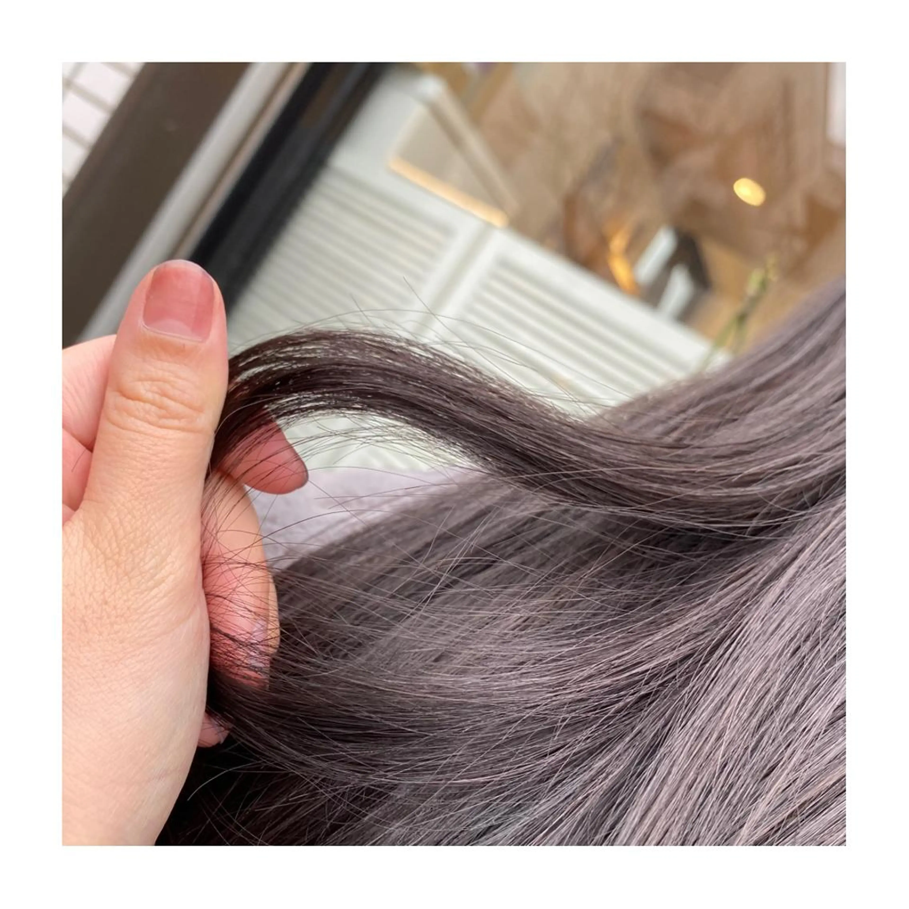 セミロング カラー バイオレットカラー 小國 綾かのヘアスタイル