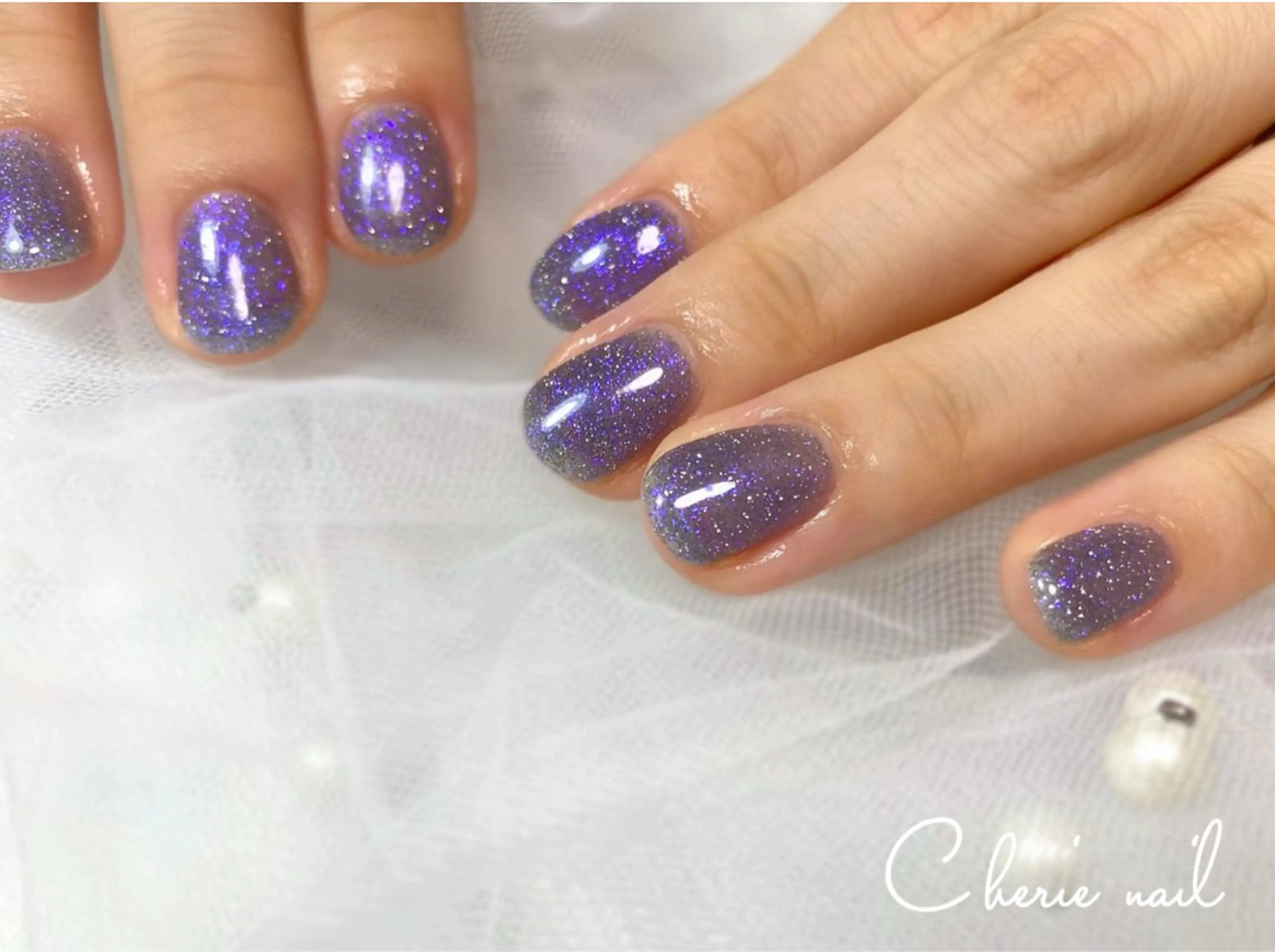 ネイル ブルー フラッシュネイル ジェルネイル キラキラネイル ハンドネイル Cherienail yunaのネイルデザイン