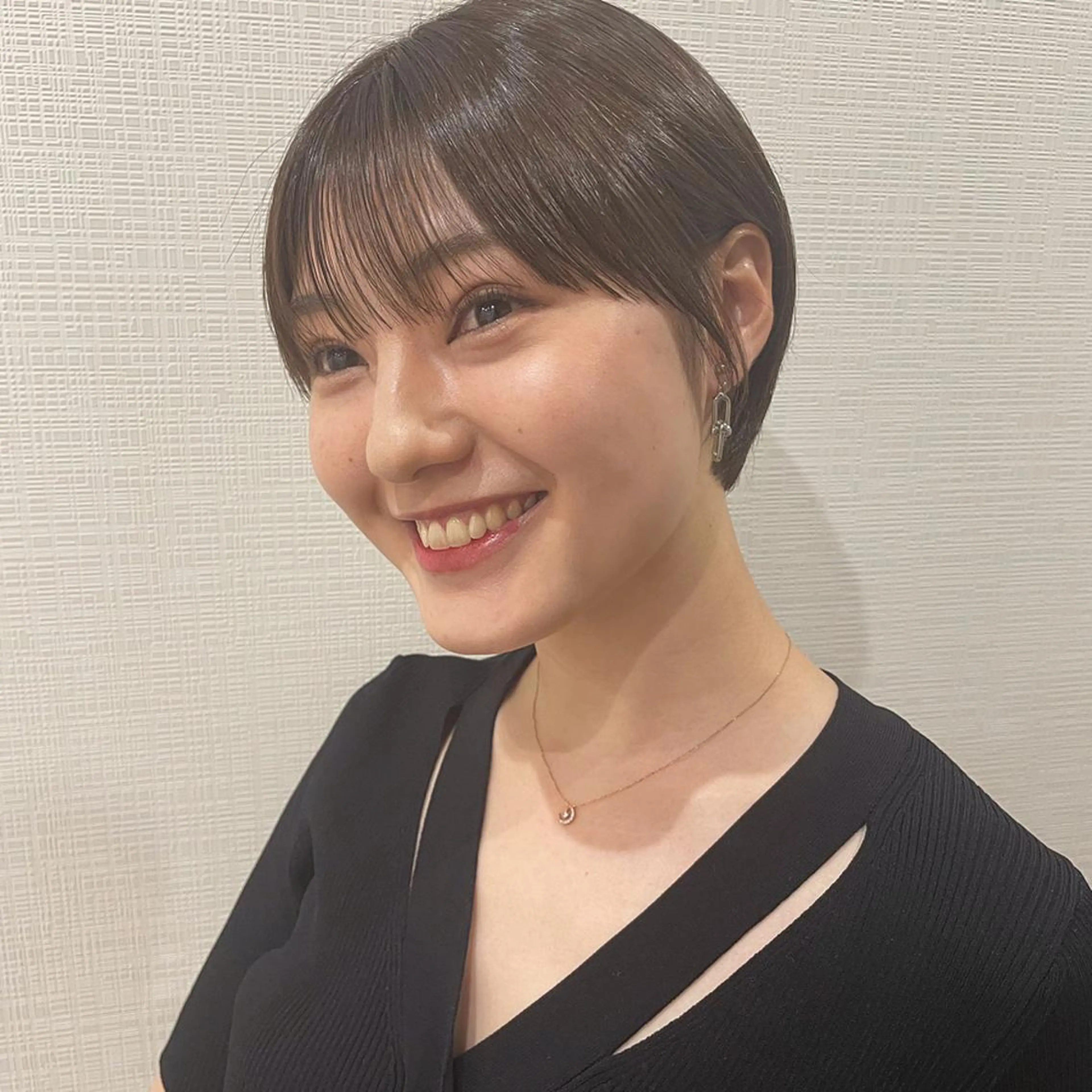 ショート カラー RorriM natsuのヘアスタイル