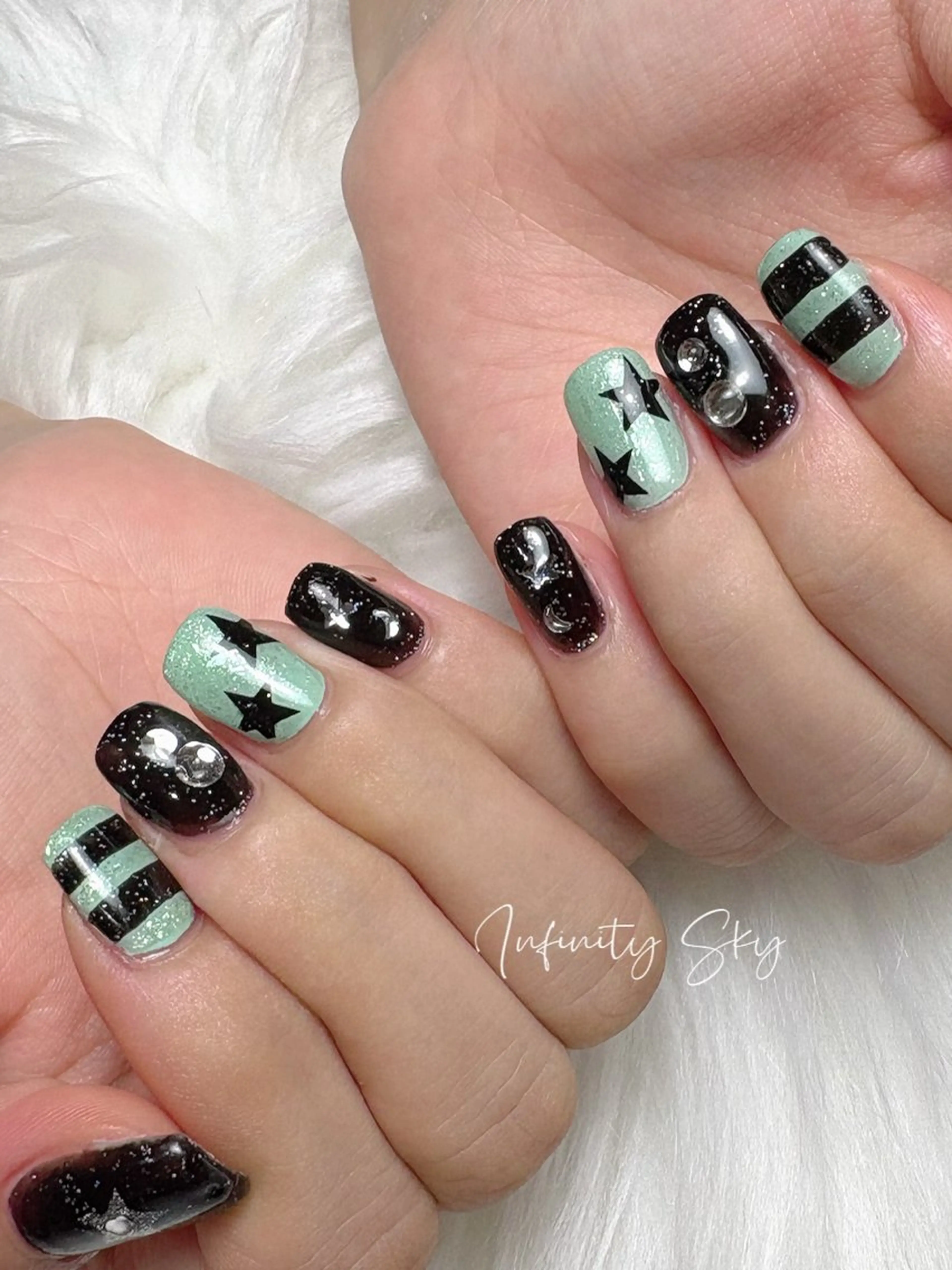 ネイル infinity skyのネイルデザイン