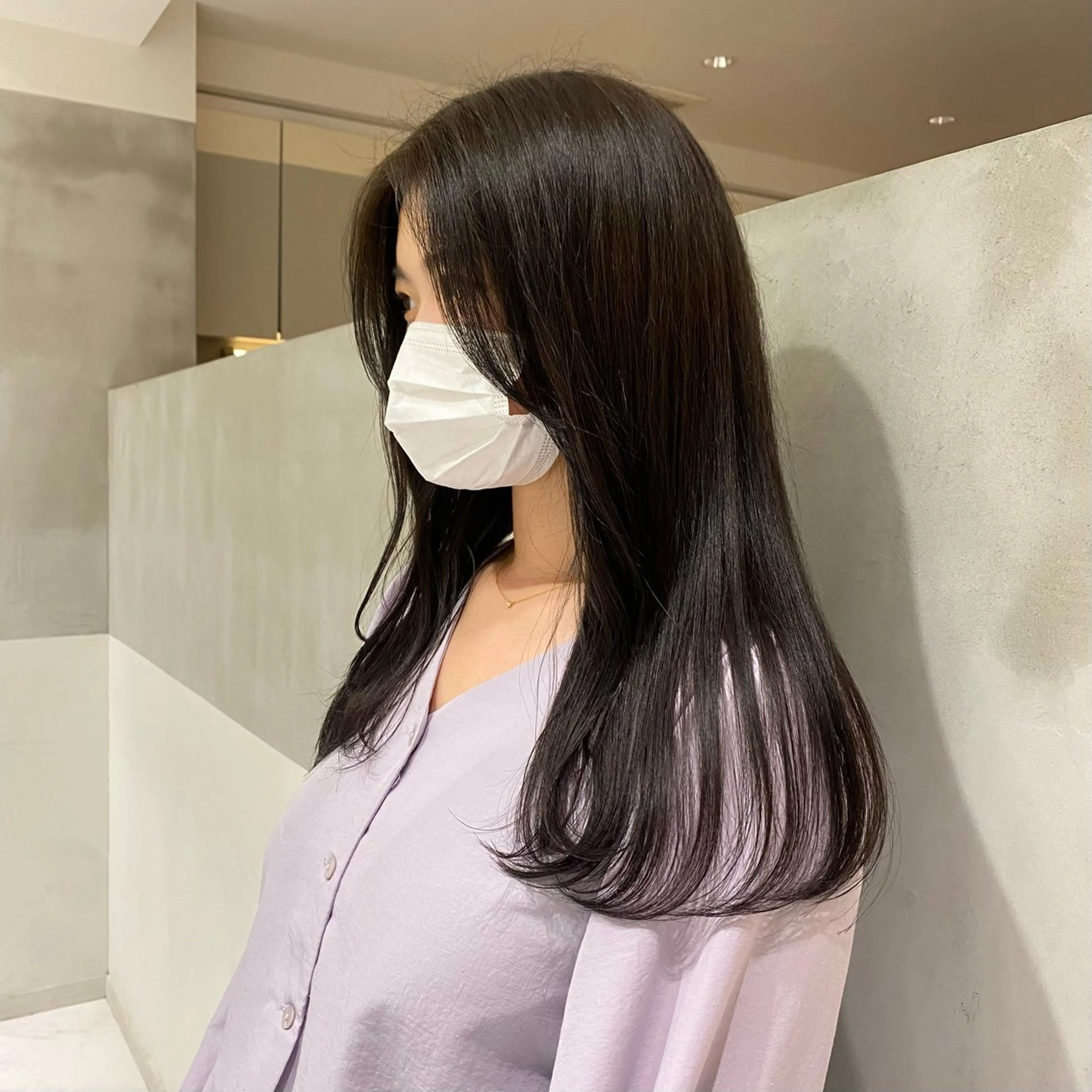 ロング カラー ブリーチ 透明感カラー ダブルカラー ブリーチなしカラー ヘアカラー トリートメント 艶感/ナチュラル 🌿マアヤのヘアスタイル