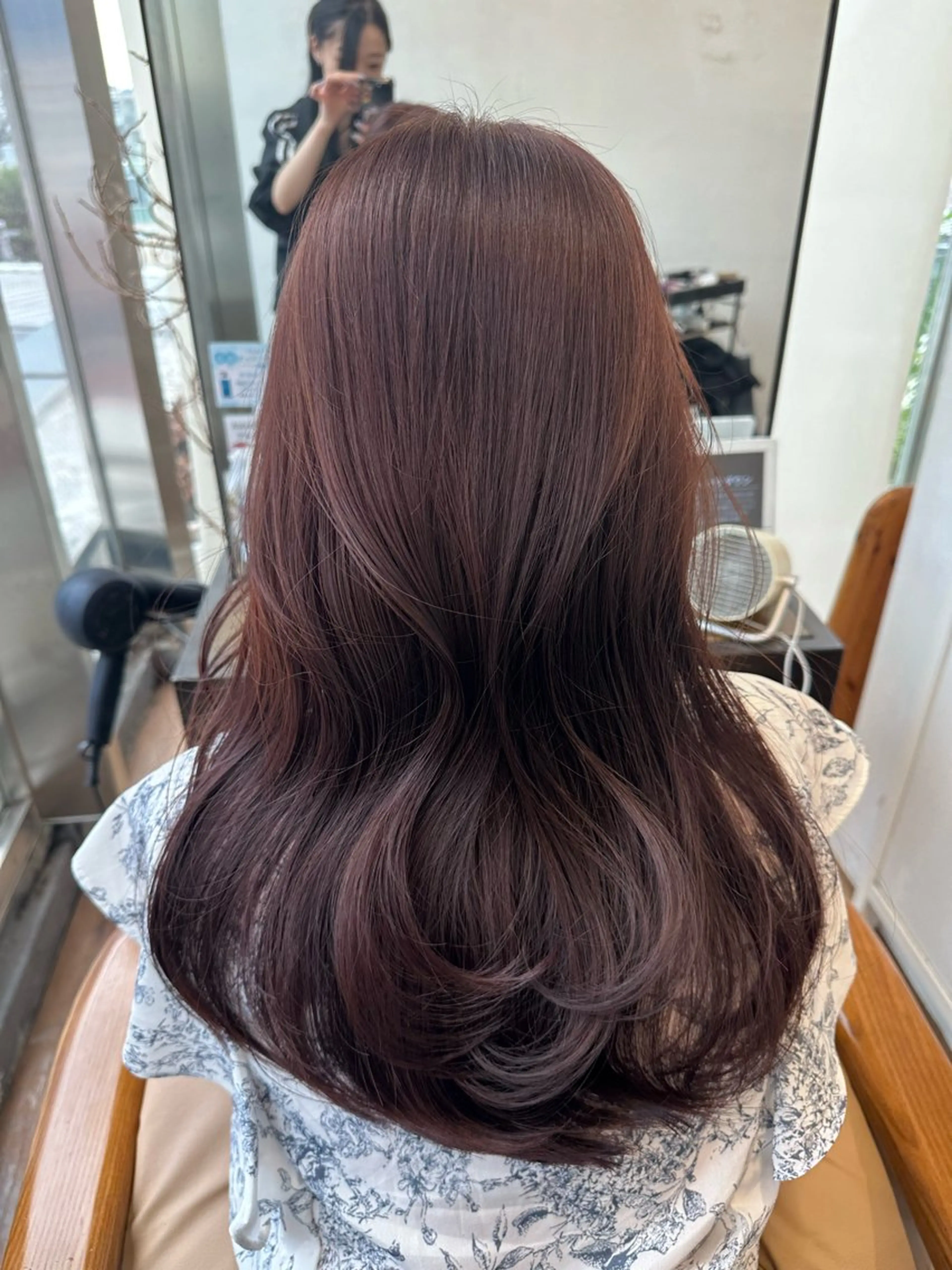 セミロング ヘアカラー トリートメント レイヤー/顔周り 田山　穂波のヘアスタイル