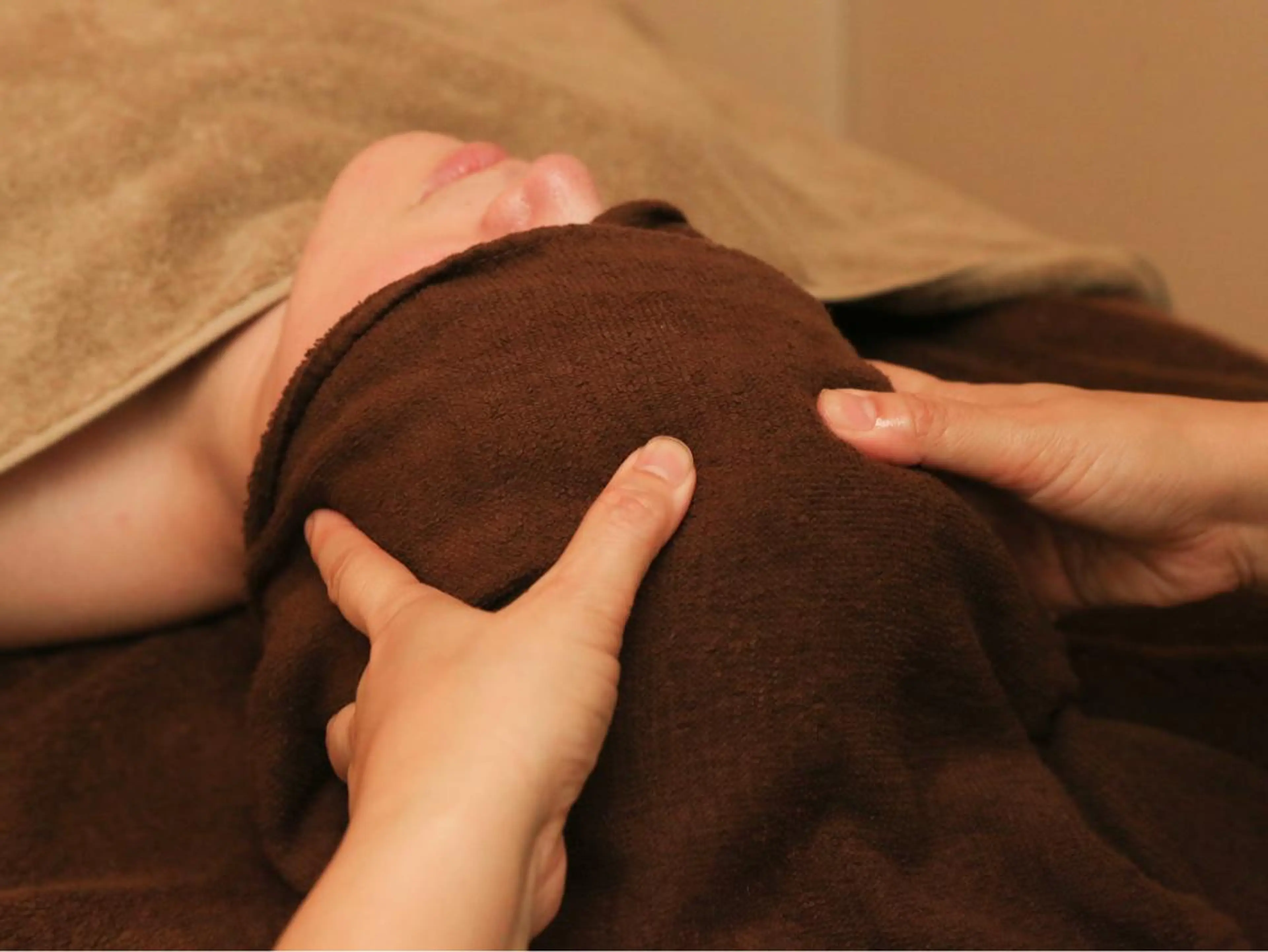 【ご新規様価格】ヘッドスパ45分（オイル少量使用）《こめかみ痛・歯ぎしり・食いしばりにも》の写真