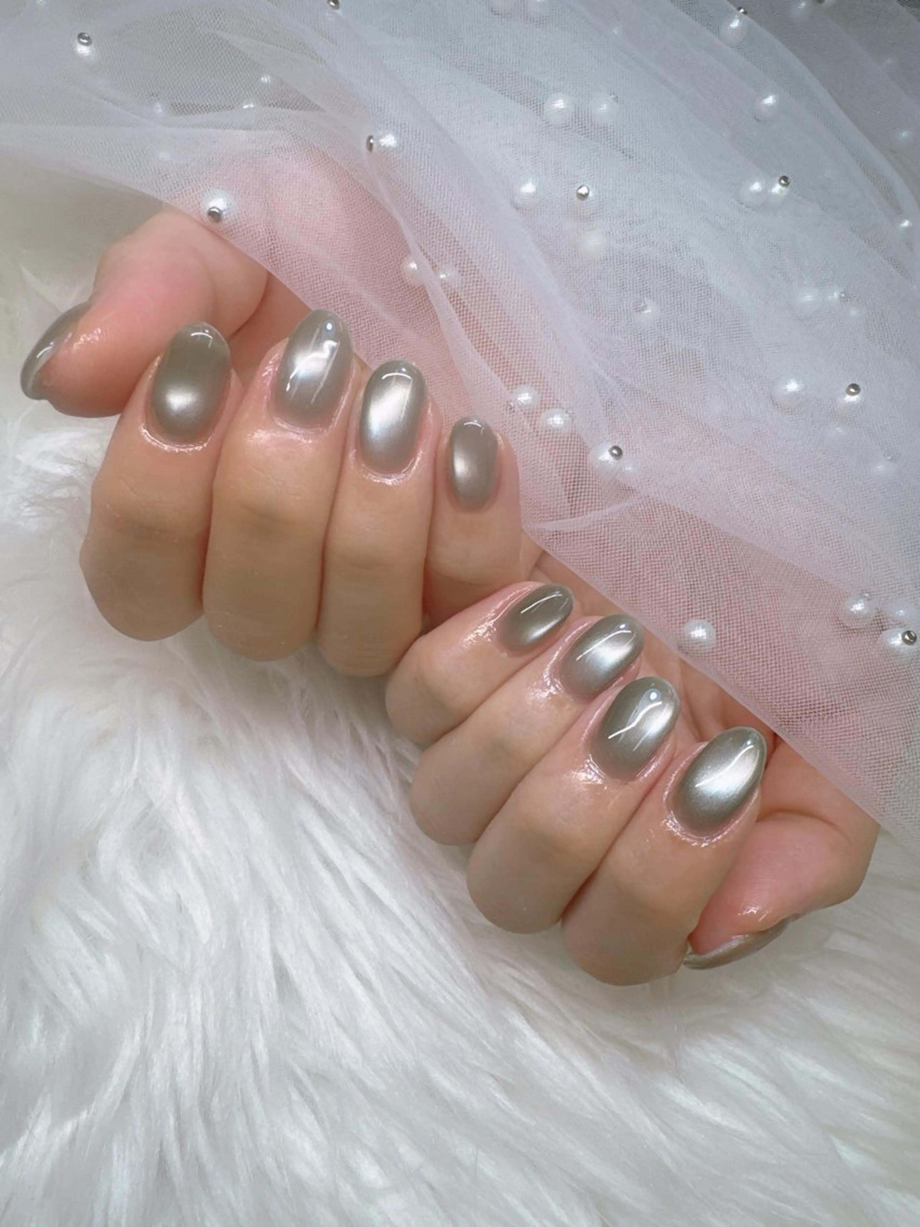 ネイル フレンチネイル キラキラネイル 韓国ネイル 持ち込み 春ネイル ハンドネイル クイーンズネイル銀座所属・Queeens nailのネイルデザイン