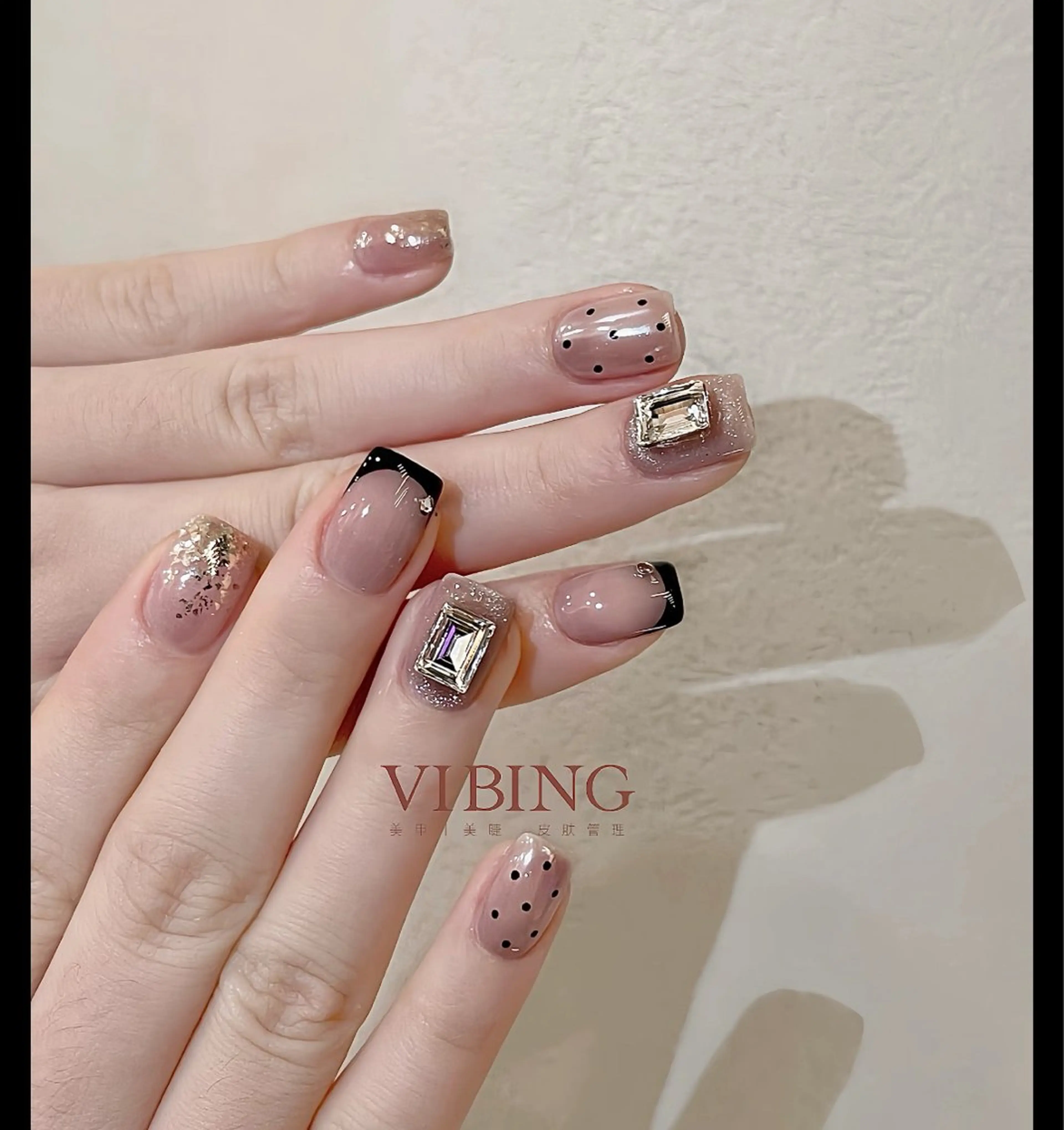ネイル Dola Nail ユキンイのネイルデザイン