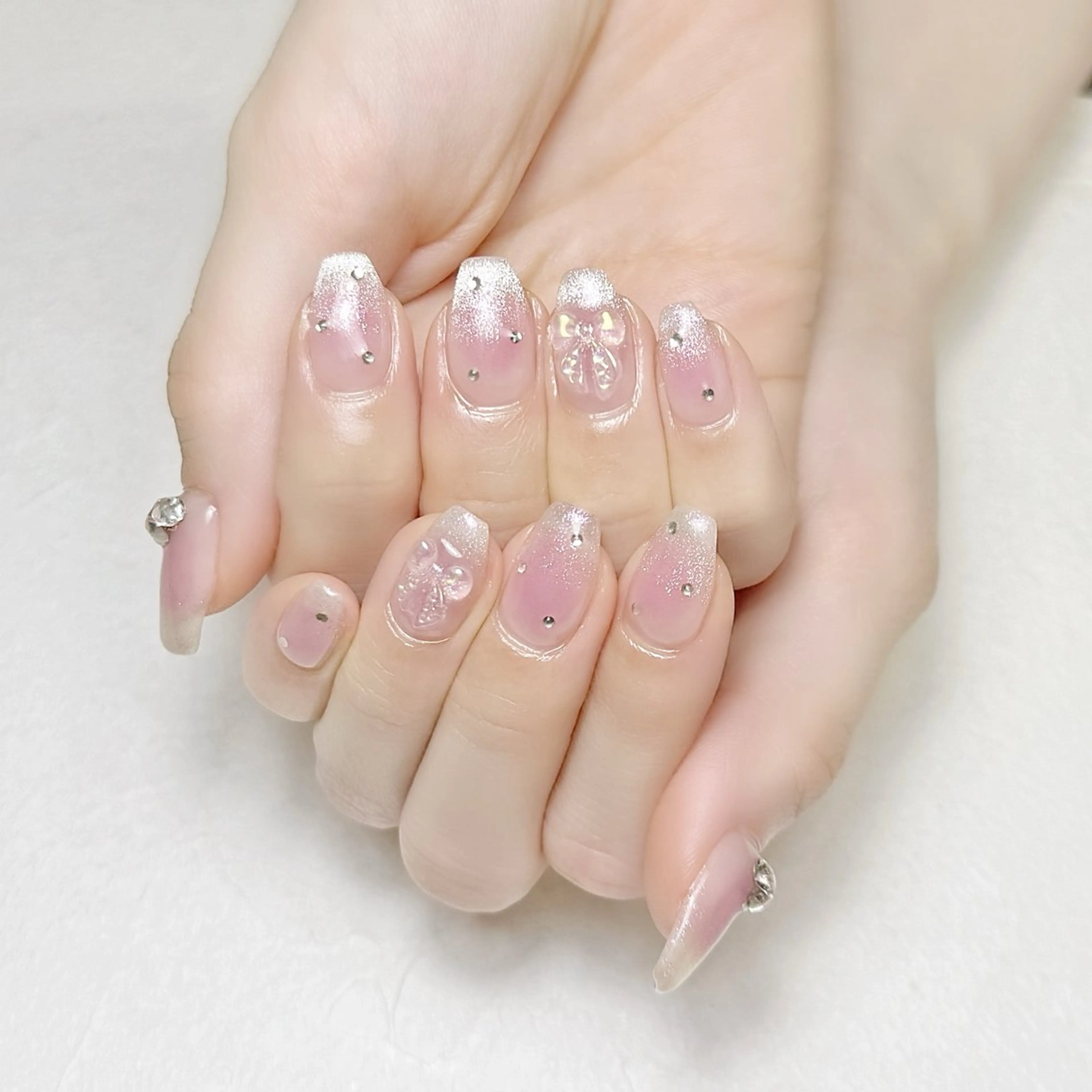 ネイル チークネイル マグネットネイル リボン ワンホンネイル rouse nail RISATOのネイルデザイン