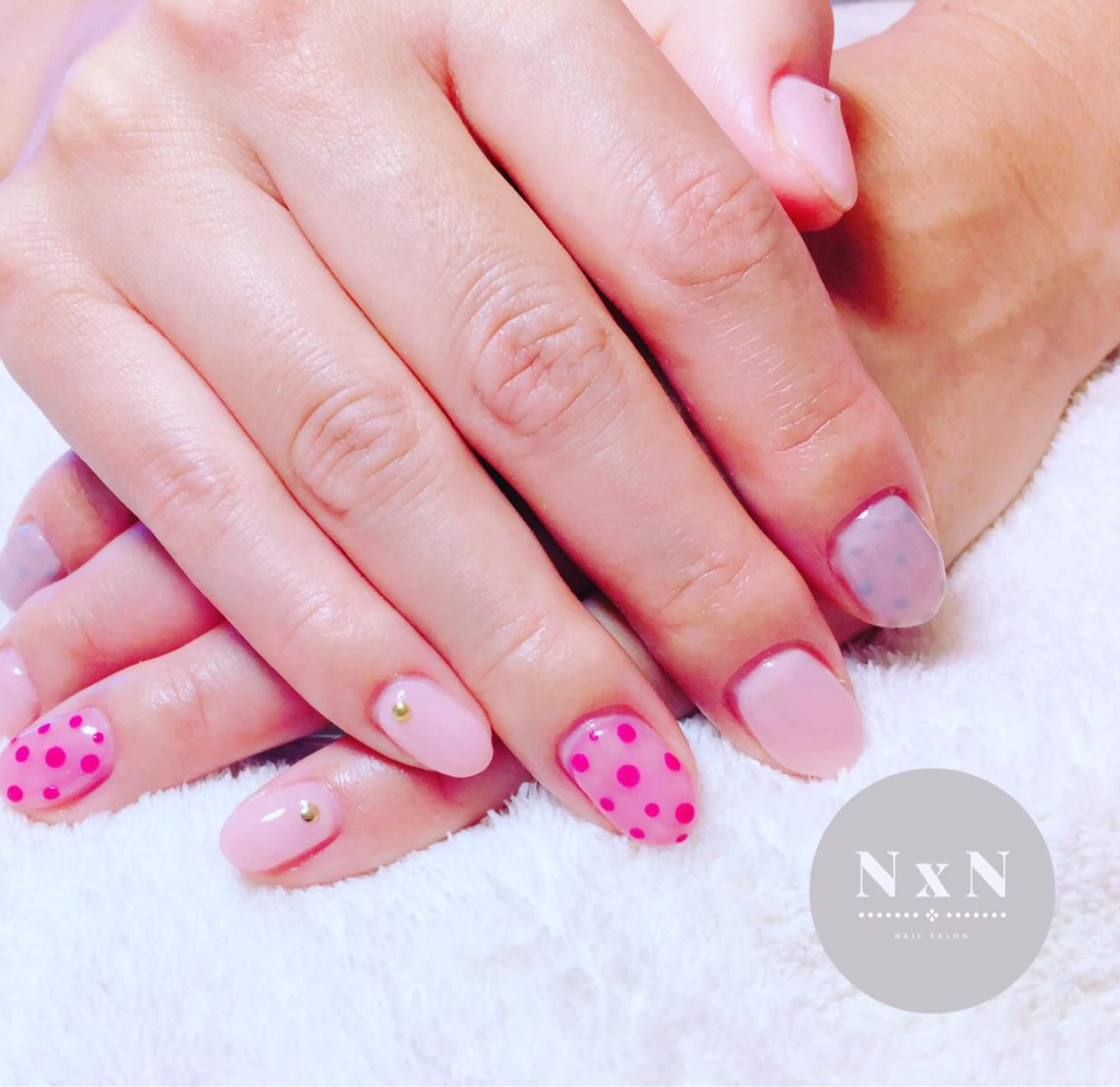 ネイル ドット ピンク ハンドネイル nail salon N×Nのネイルデザイン