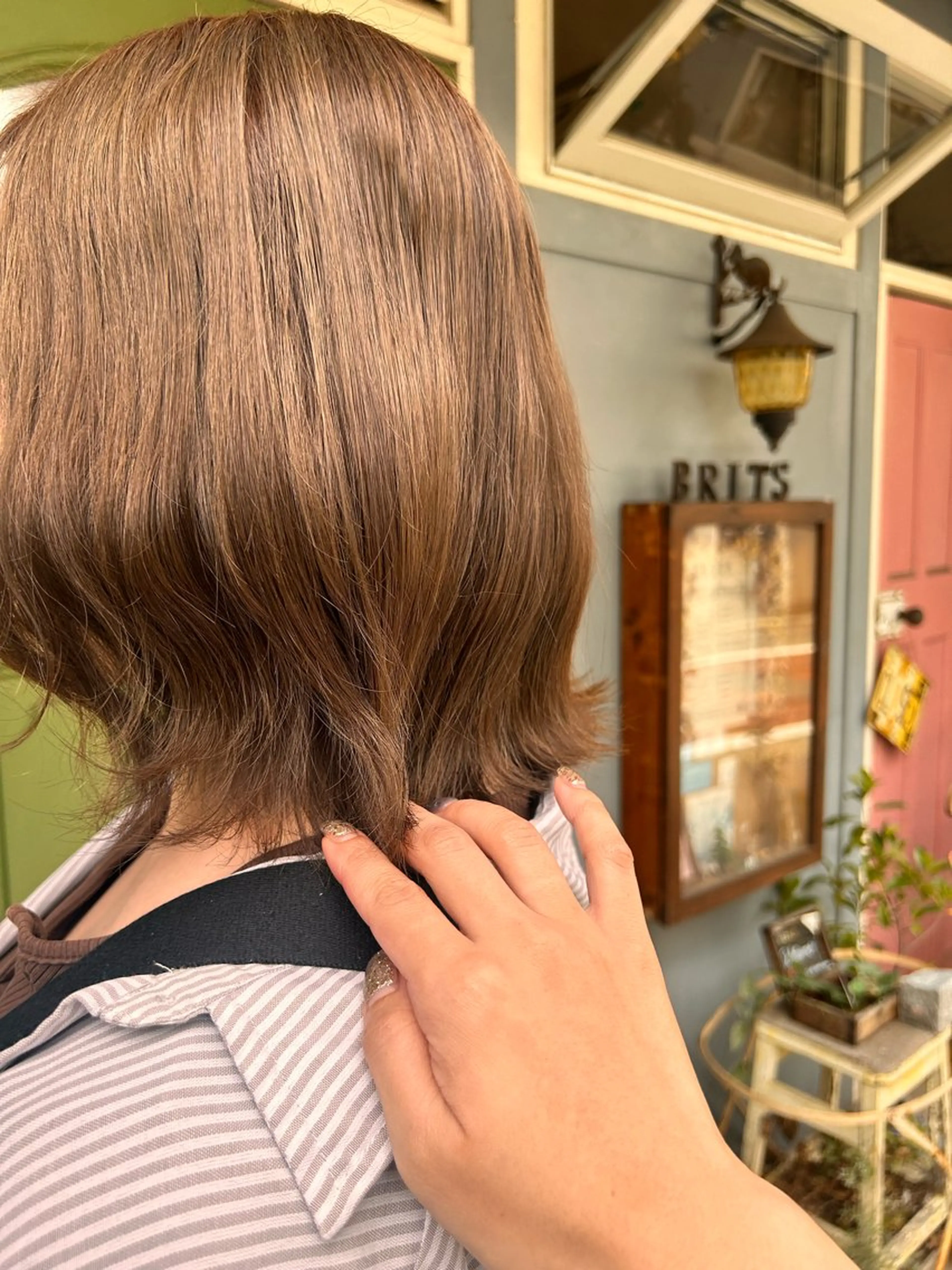 ショート カラー ベージュカラー ミルクティーベージュ ヘアカラー トリートメント 清水千優/パーマ/透 明感カラー/メンズのヘアスタイル