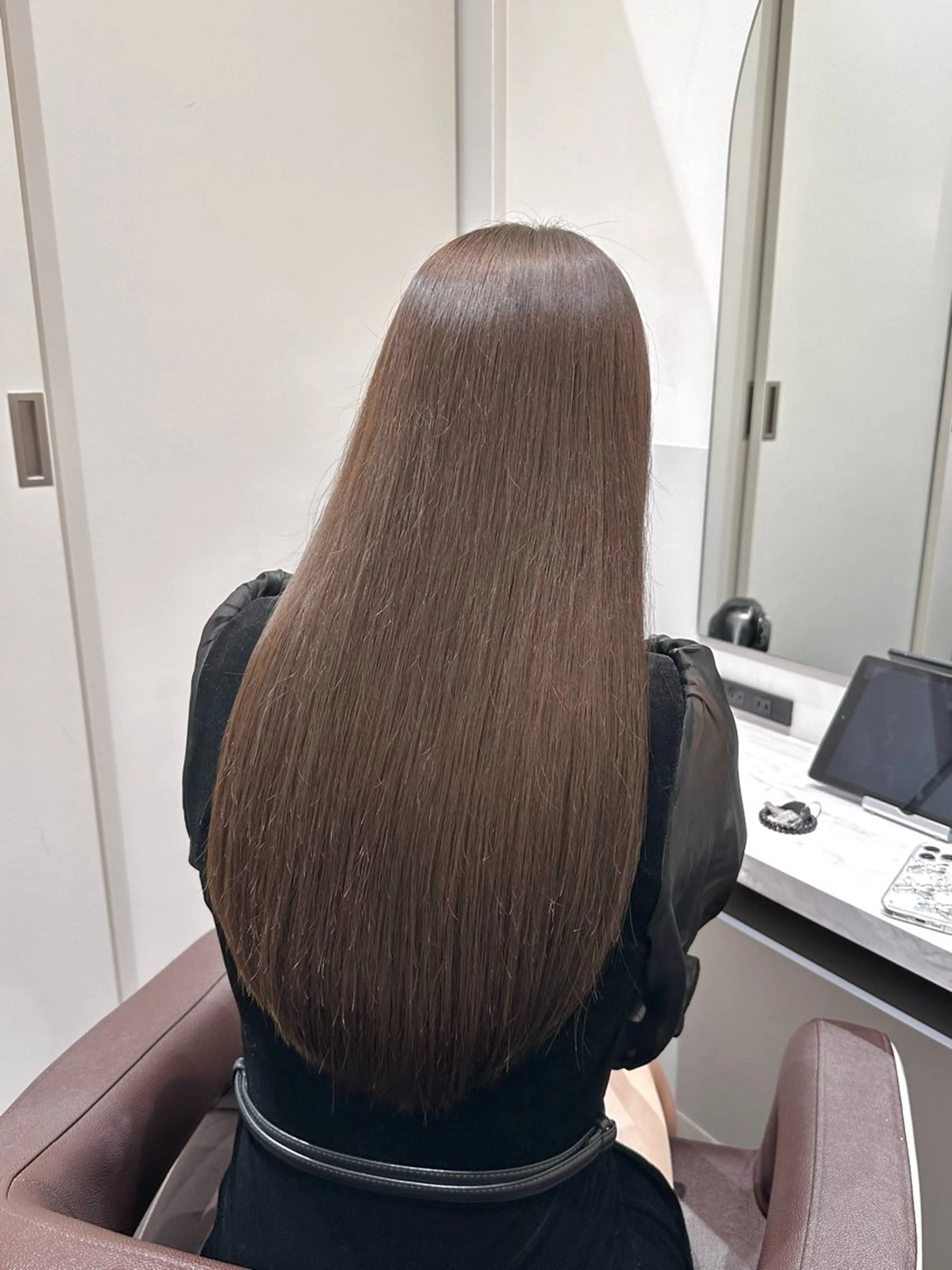 ロング カラー ブリーチ グレージュ ブリーチなしカラー 髪質改善 カット ヘアカラー トリートメント LUMO所属・矢野 晃平のヘアスタイル