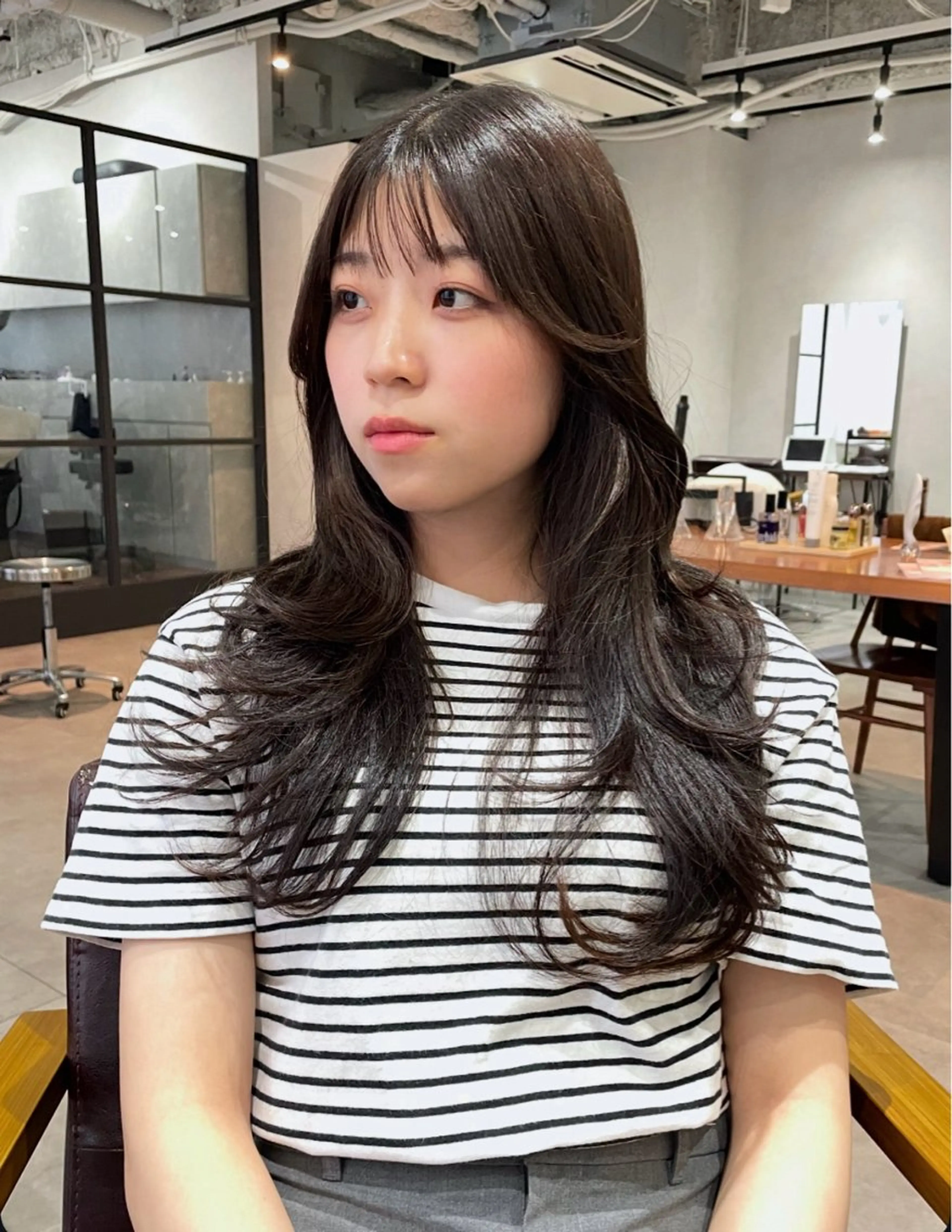 ロング カット ヘアカラー 元平 未祐のヘアスタイル