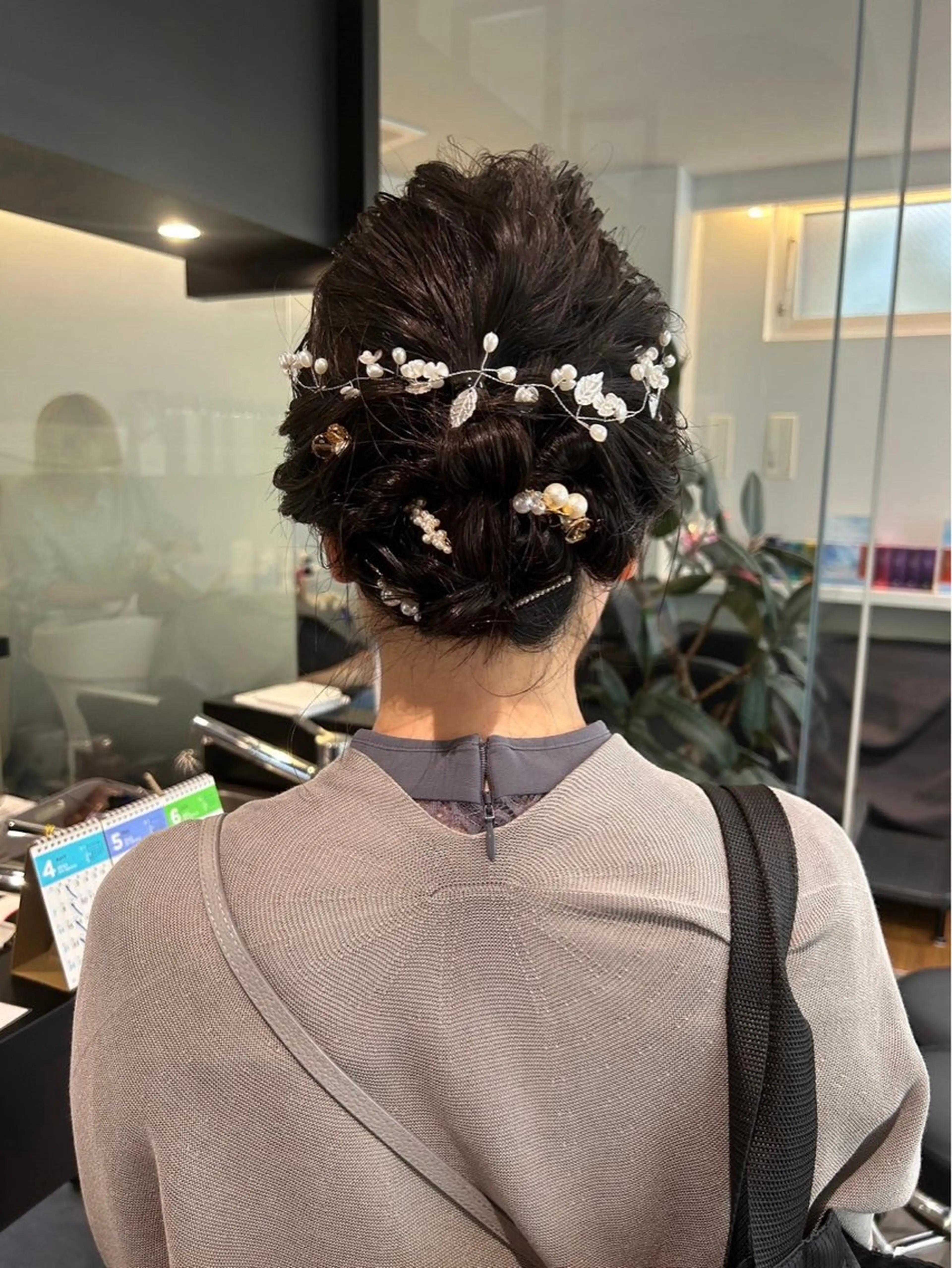 ミディアム ヘアアレンジ ヘアセット ダブルカラー🫐 /まゆ🎀のヘアスタイル