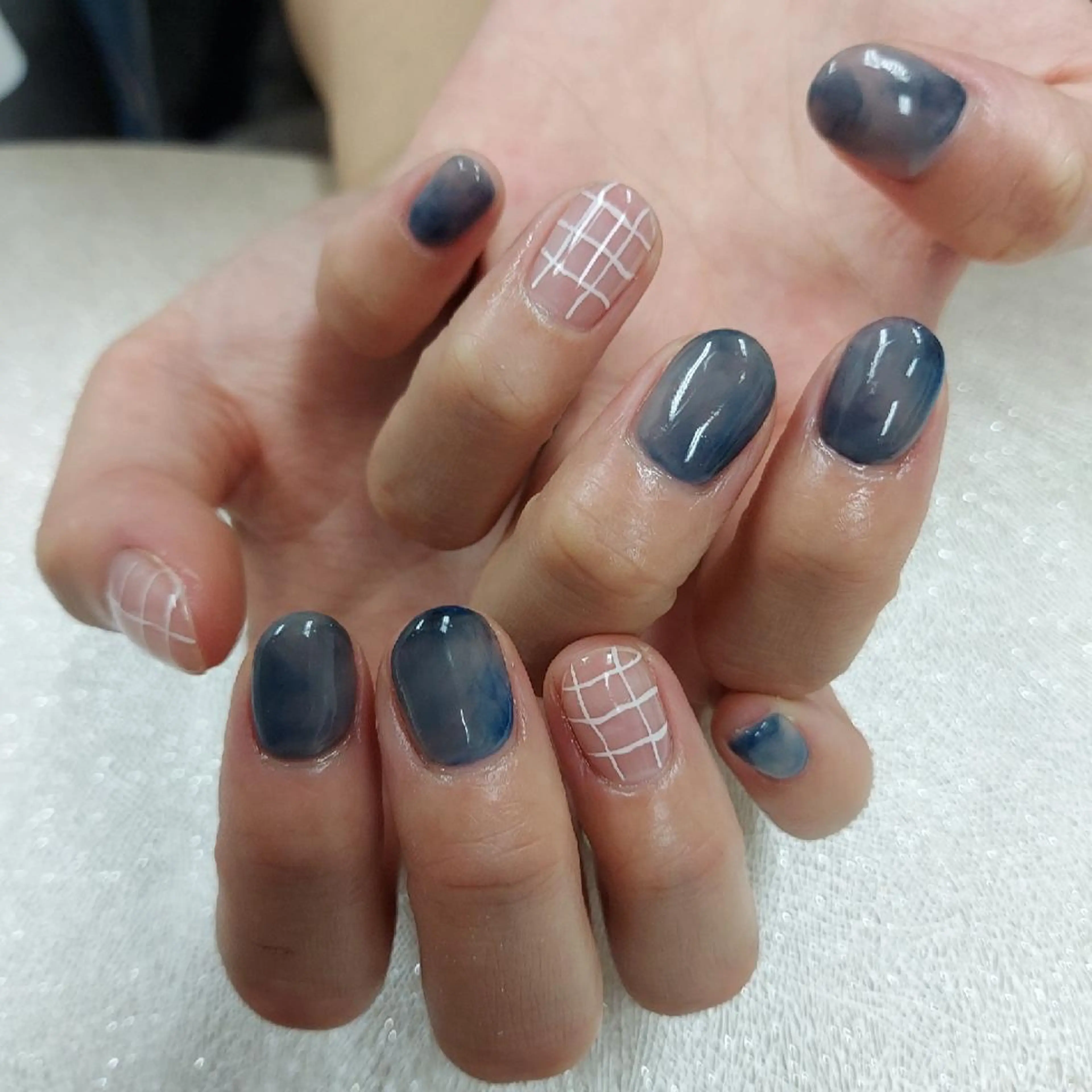 ネイル アートネイル ジェルネイル 持ち込み ニュアンスネイル パラジェル 河野ちえ (雑誌掲載サロン)のネイルデザイン