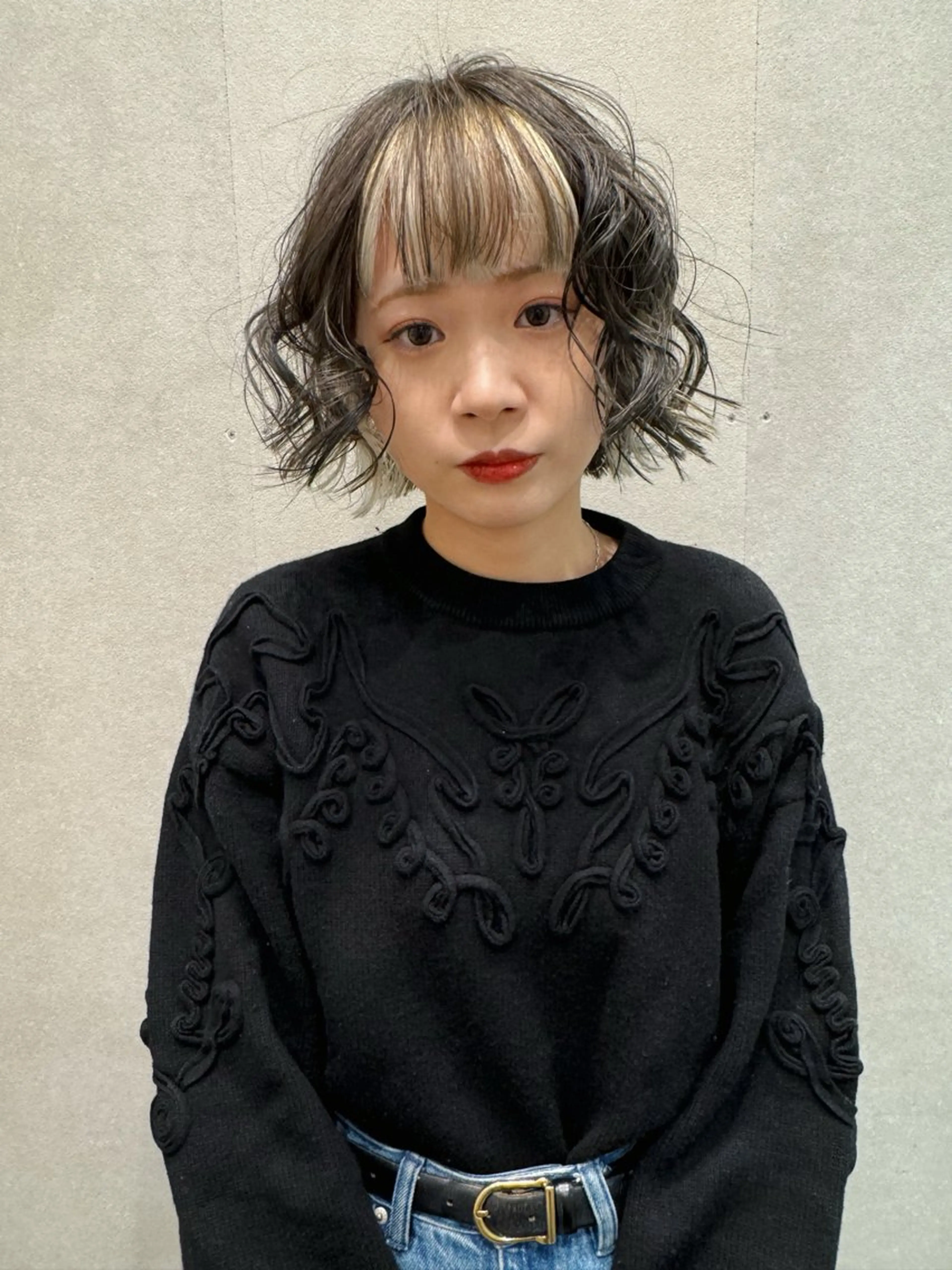 ショート カラー 抜きっぱなしブロンド インナーカラー カット ヘアカラー トリートメント センスをお届けします 大谷将生INFPのヘアスタイル