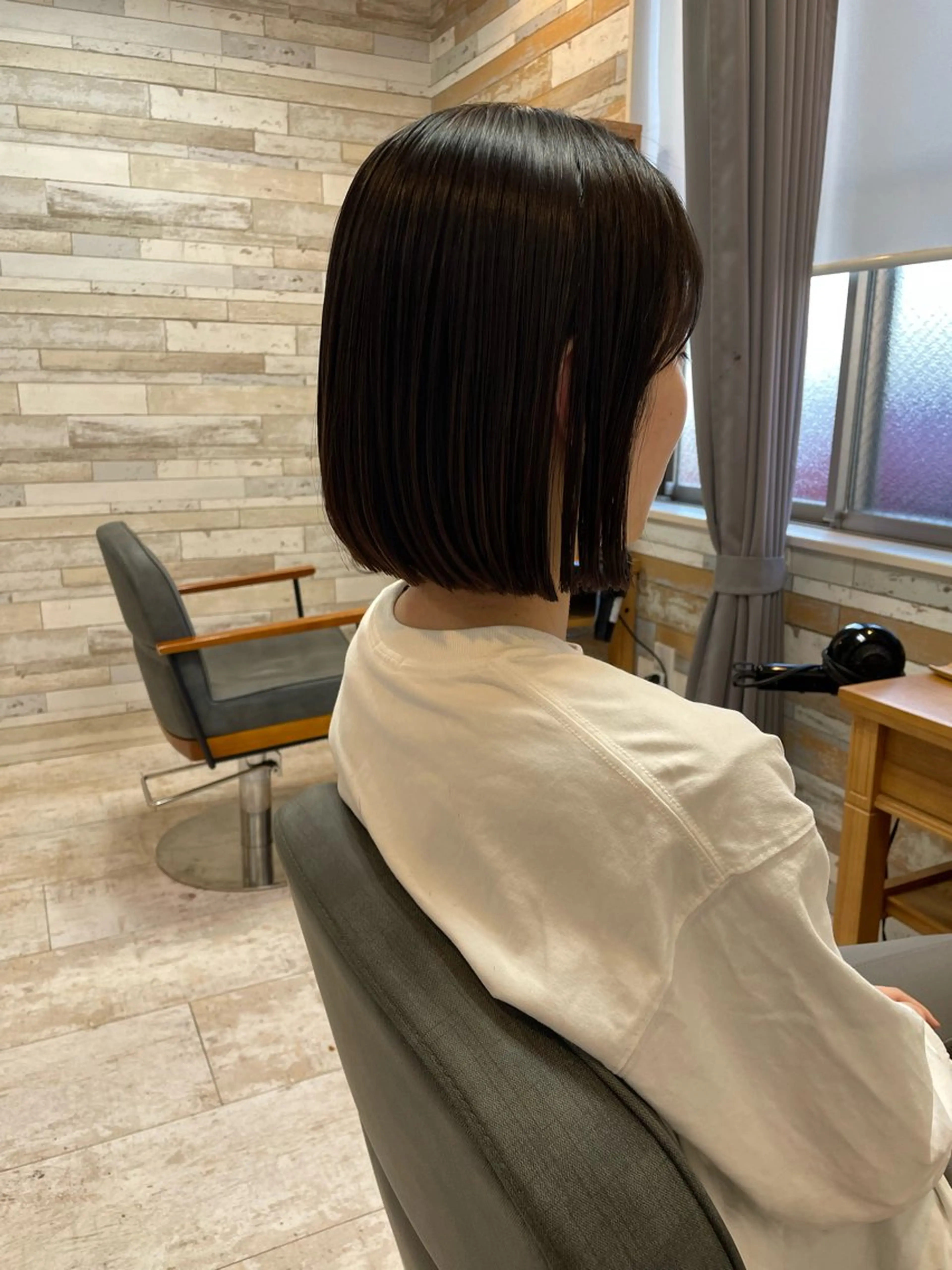 ミディアム ボブ カット TELA HAIR 木更津本店所属・🥥ニシダテ アイラ🥥のヘアスタイル