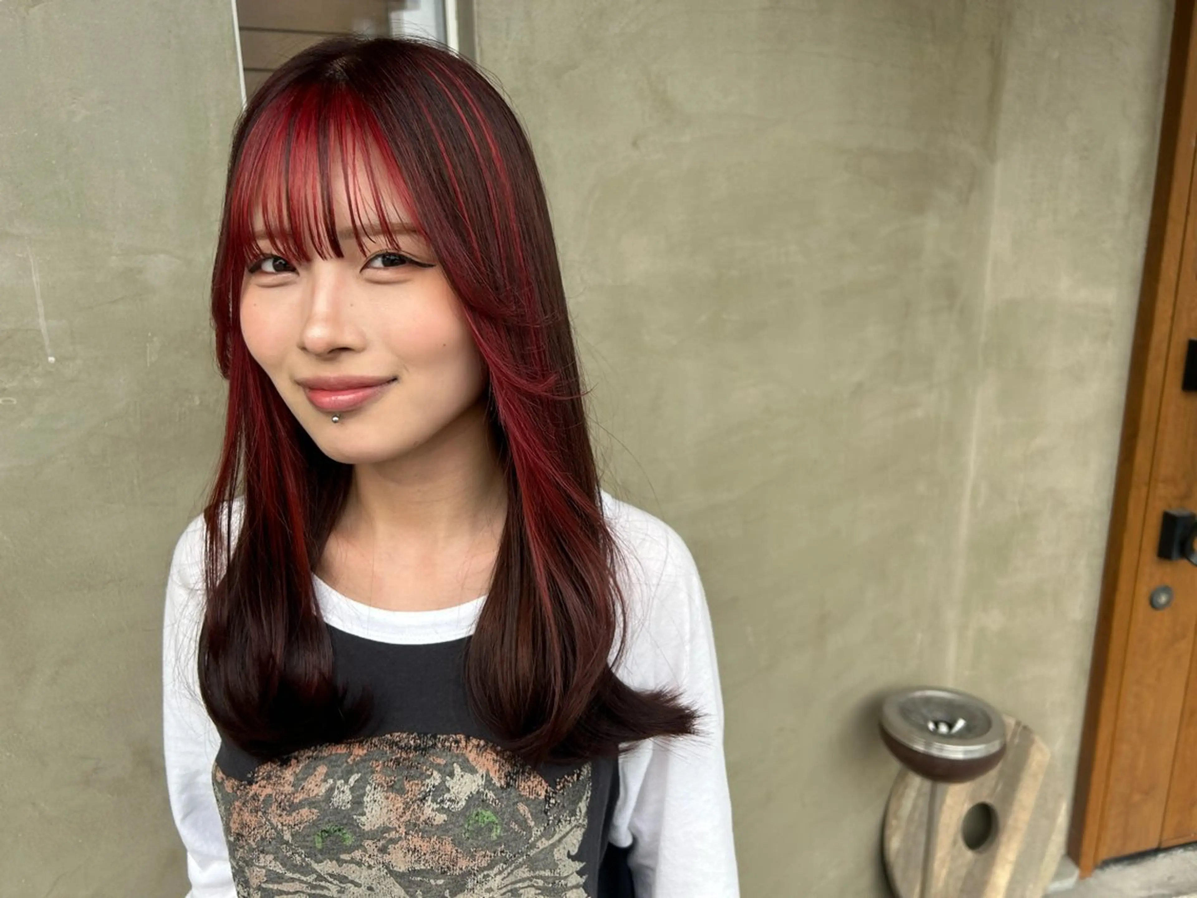 ロング カラー ブリーチ デザインカラー ヘアカラー トリートメント 柔らかカラー🥛 mayucoのヘアスタイル