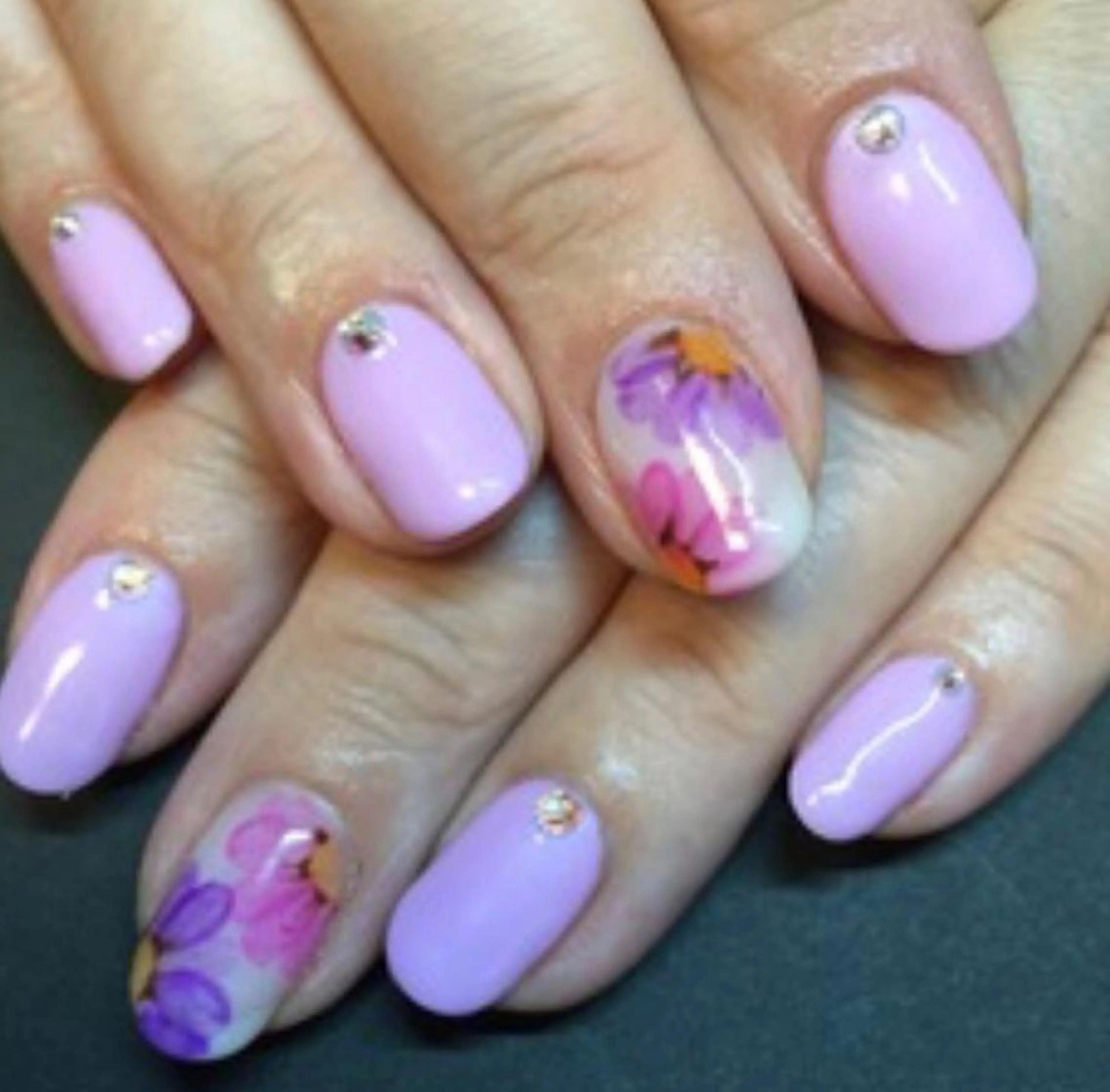 ネイル アートネイル ワンカラーネイル 安藤 Charlotteのネイルデザイン