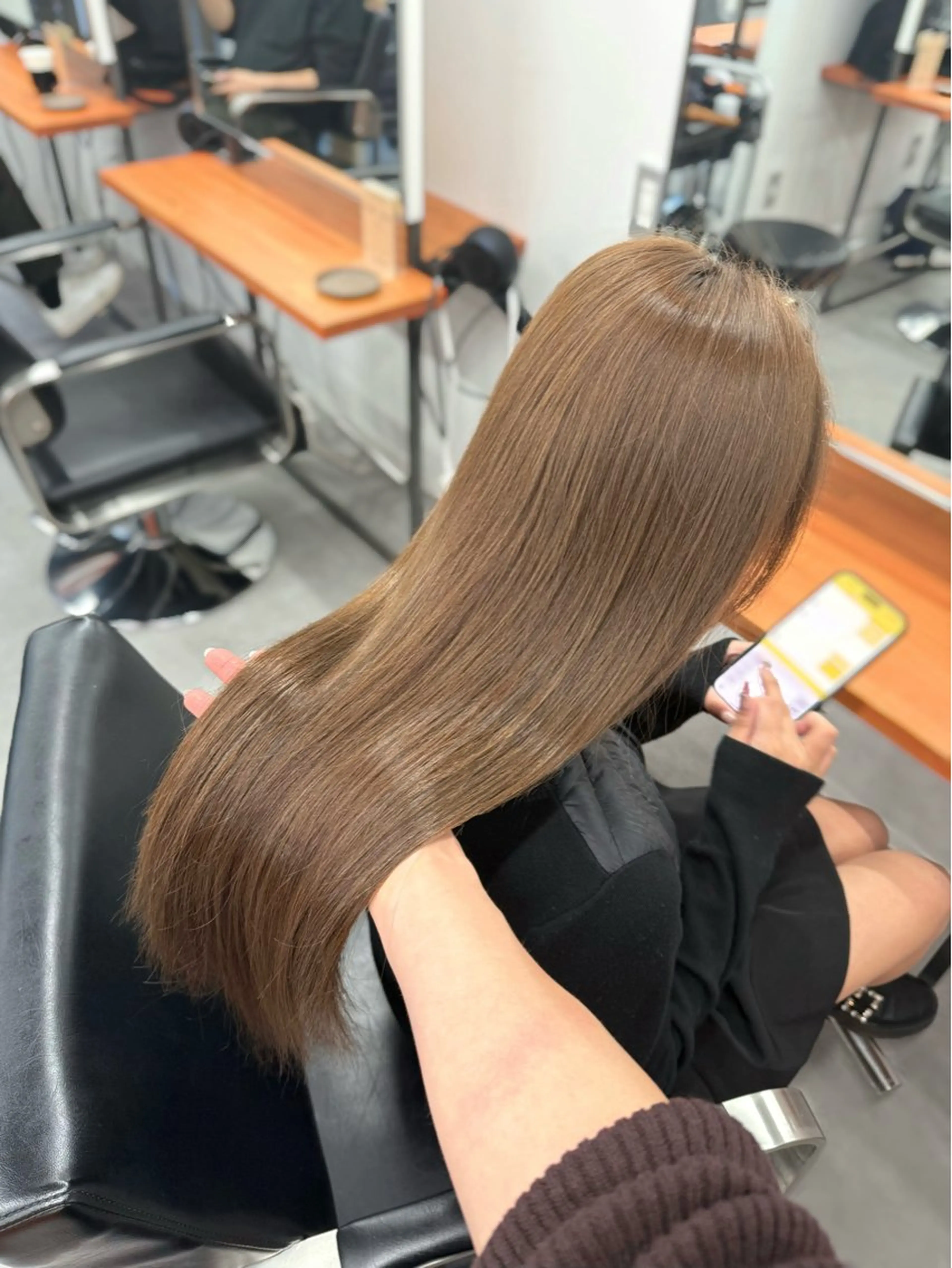 ロング カラー ヘアカラー ミルクティーベージュ ❤︎レイヤー　MIAのヘアスタイル