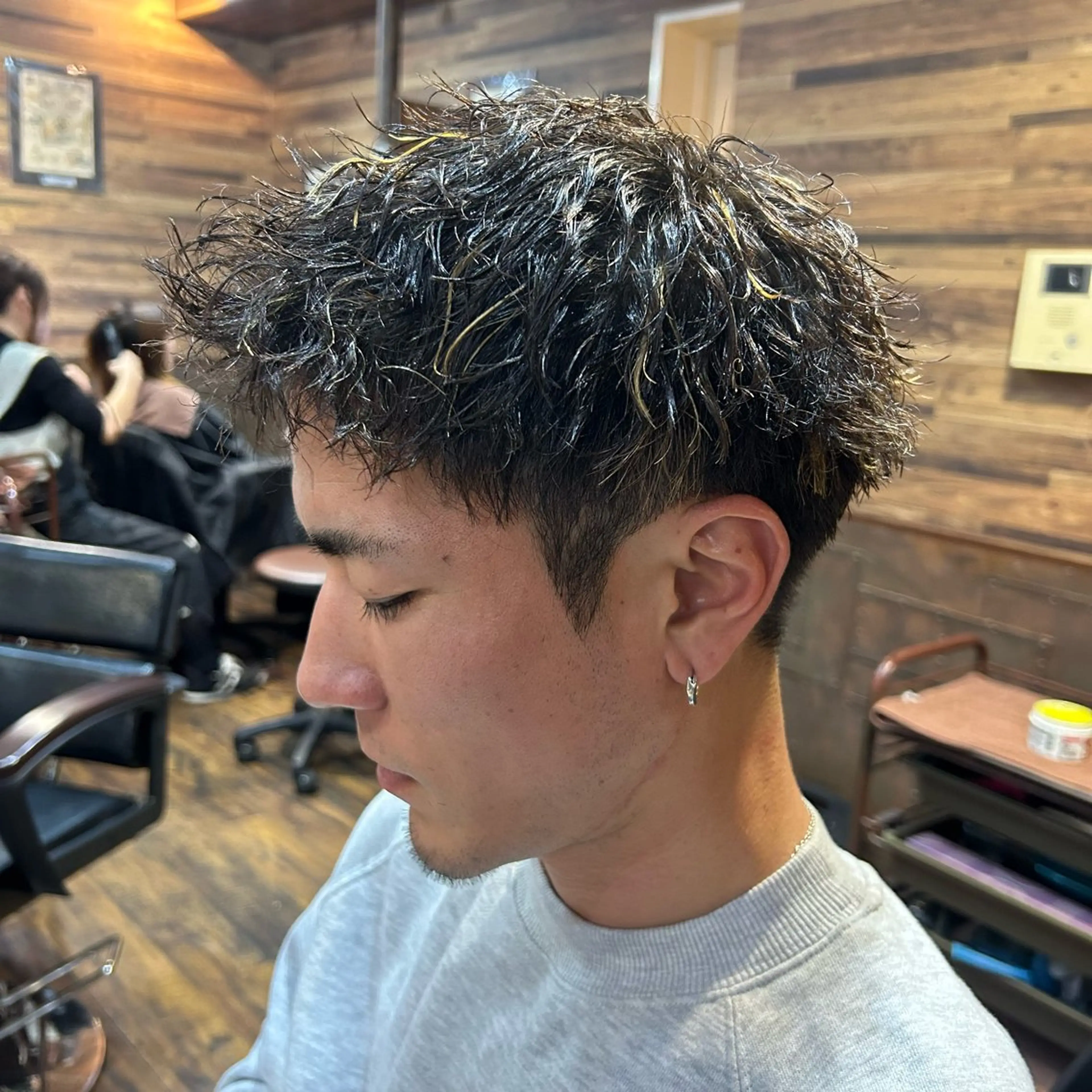 ショート カラー パーマ メンズ カット ヘアカラー パーマ トリートメント ツイスパ/メンズ特化 🦋𝑺𝑶𝑵𝑬のヘアスタイル