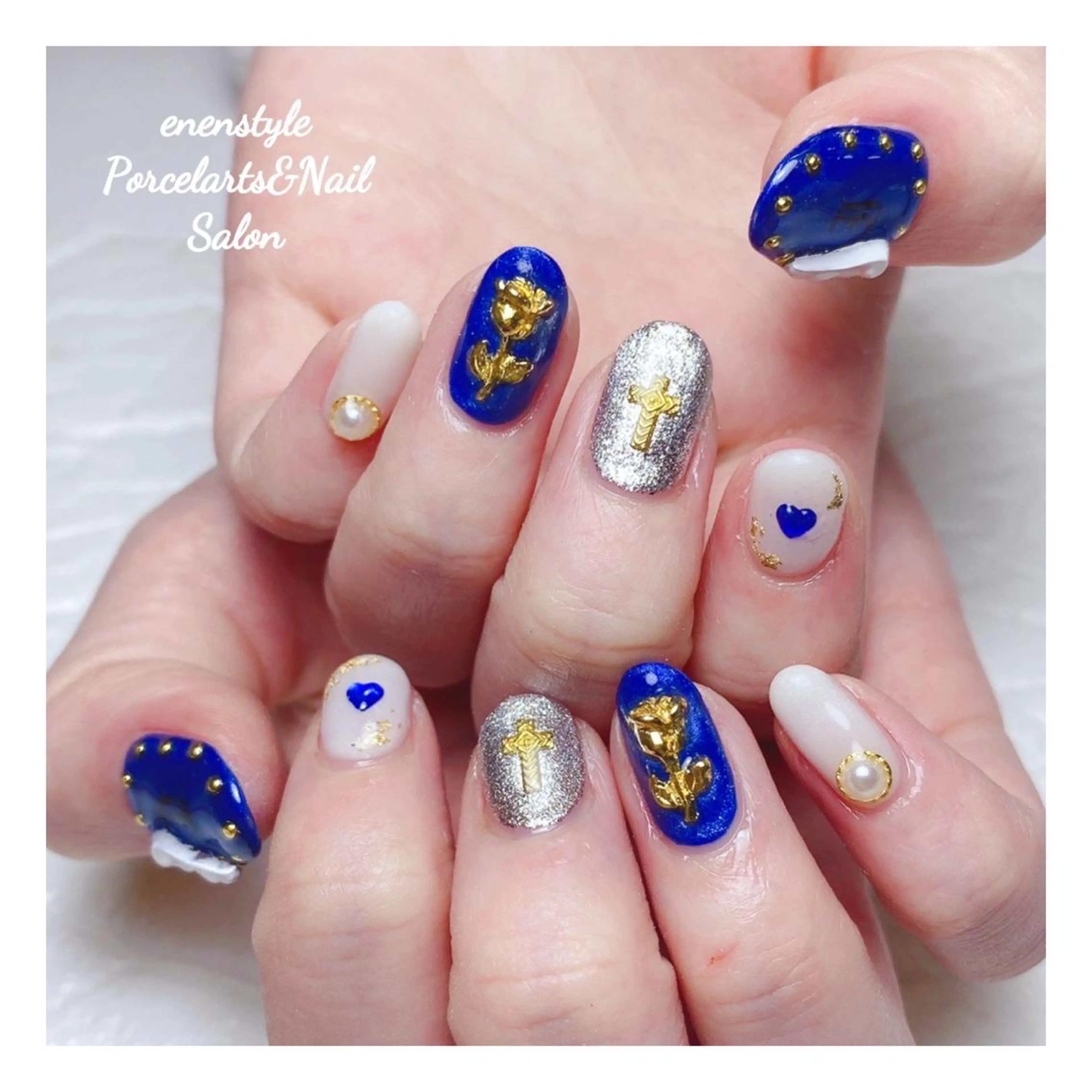 ショート ネイル 👑enen style👑のネイルデザイン