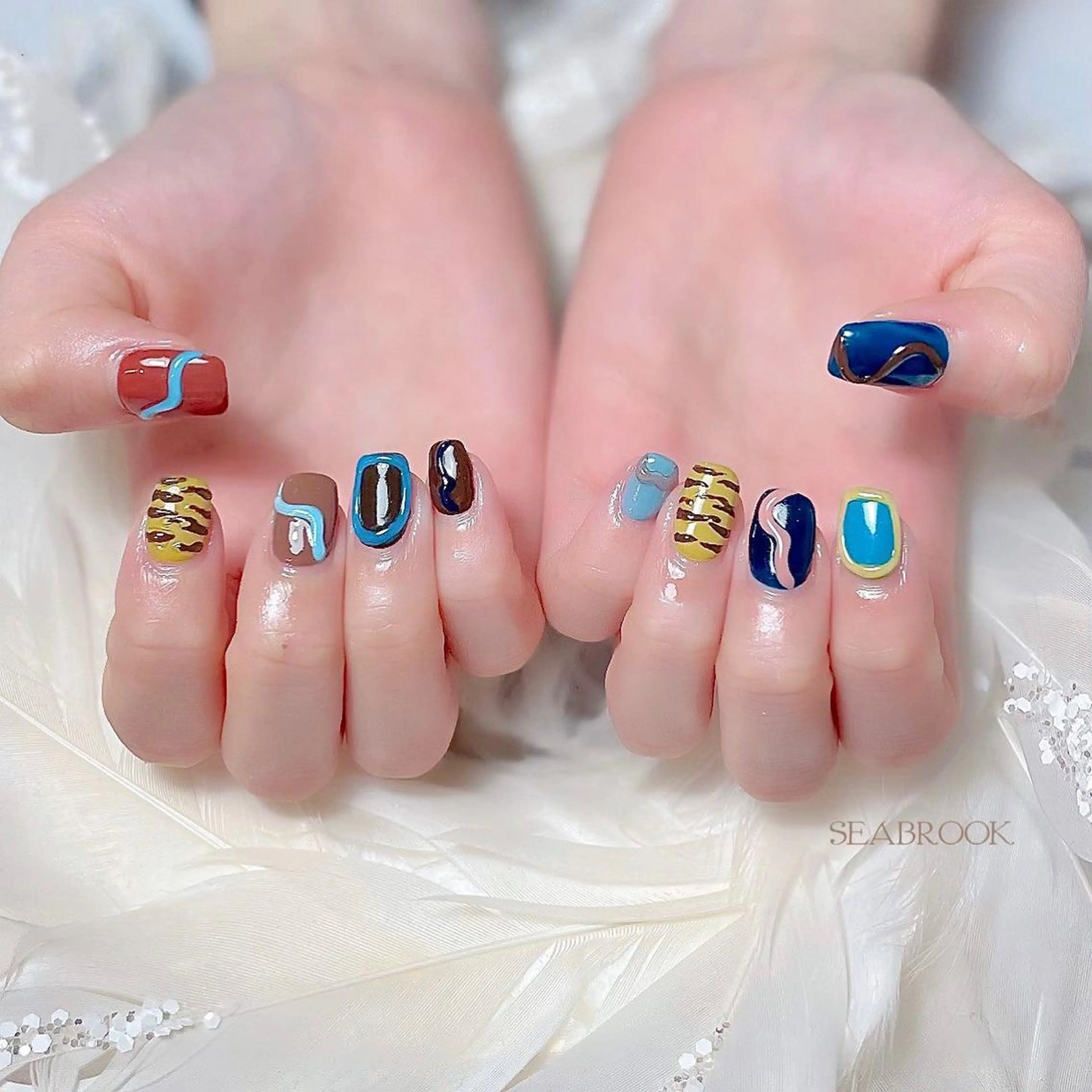 ネイル 鈴木 奈穂子のネイルデザイン