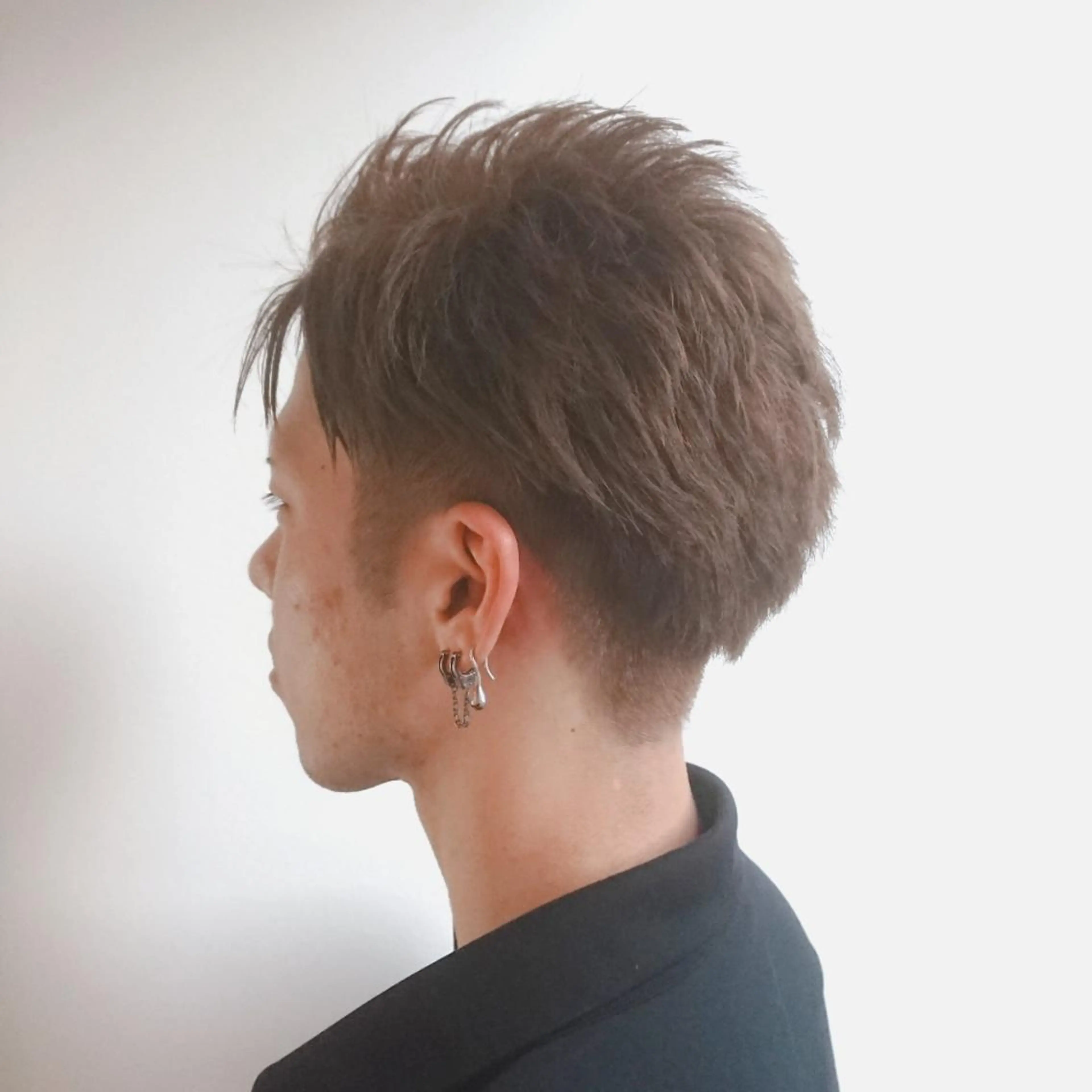 ショート メンズ ヘアアレンジ オールバック ツーブロック 刈り上げ メンズウルフカット アッシュ かわい ゆうな 髪質改善/縮毛矯正のヘアスタイル