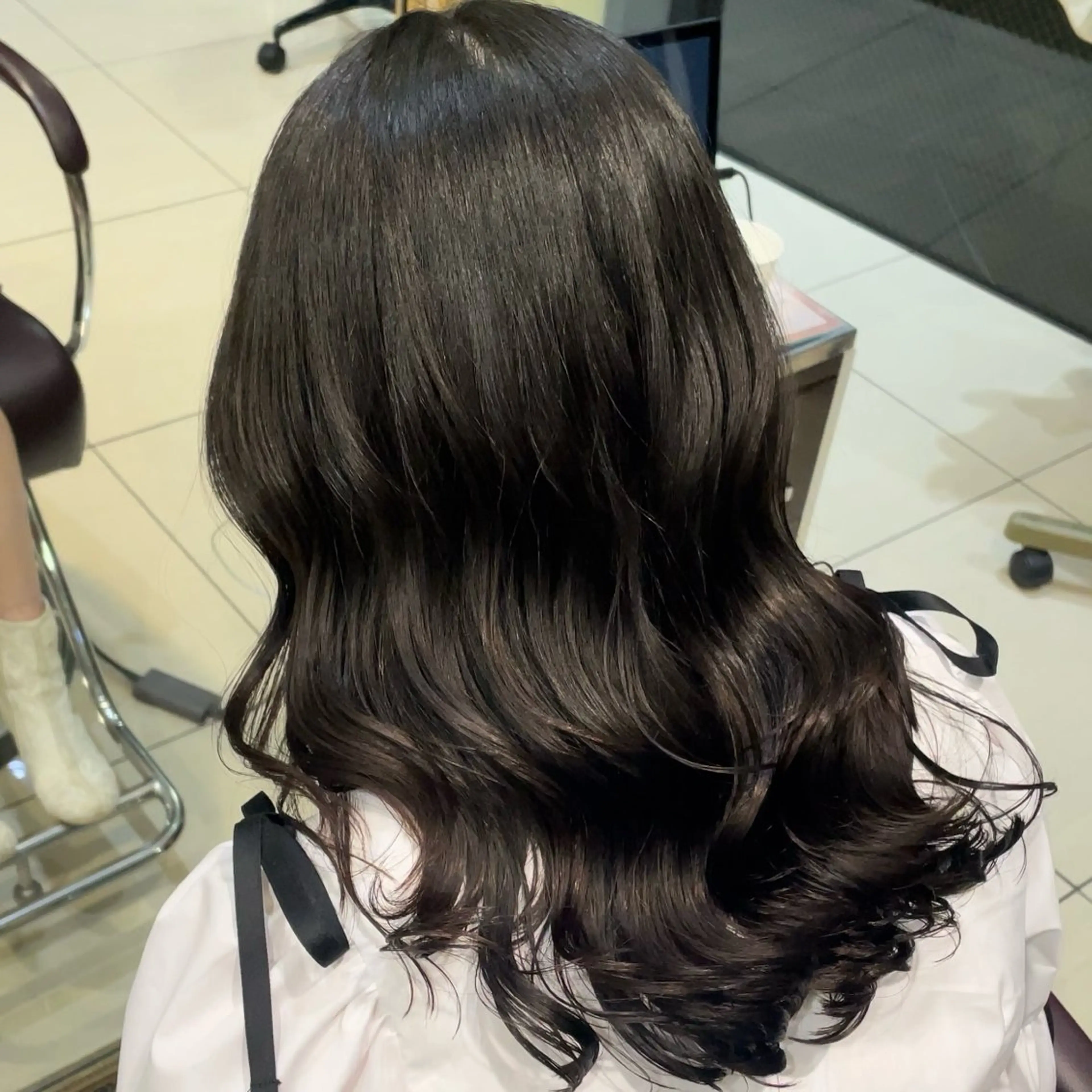 セミロング パーマ パーマ 韓国風パーマ🌿コテ 巻き風パーマ/るいのヘアスタイル