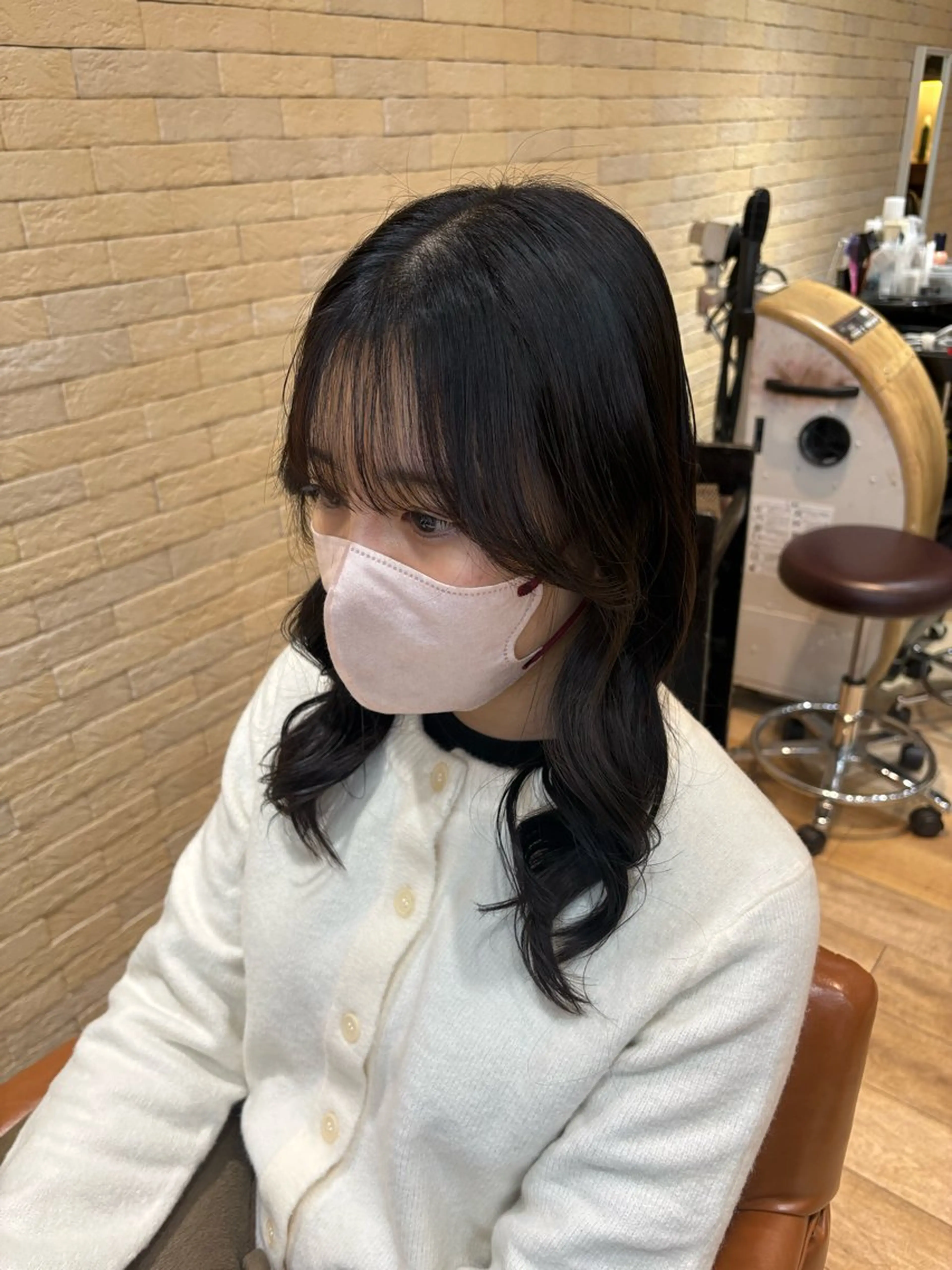 ミディアム カラー カット ヘアカラー しおり🍬 KOKORO🤍のヘアスタイル