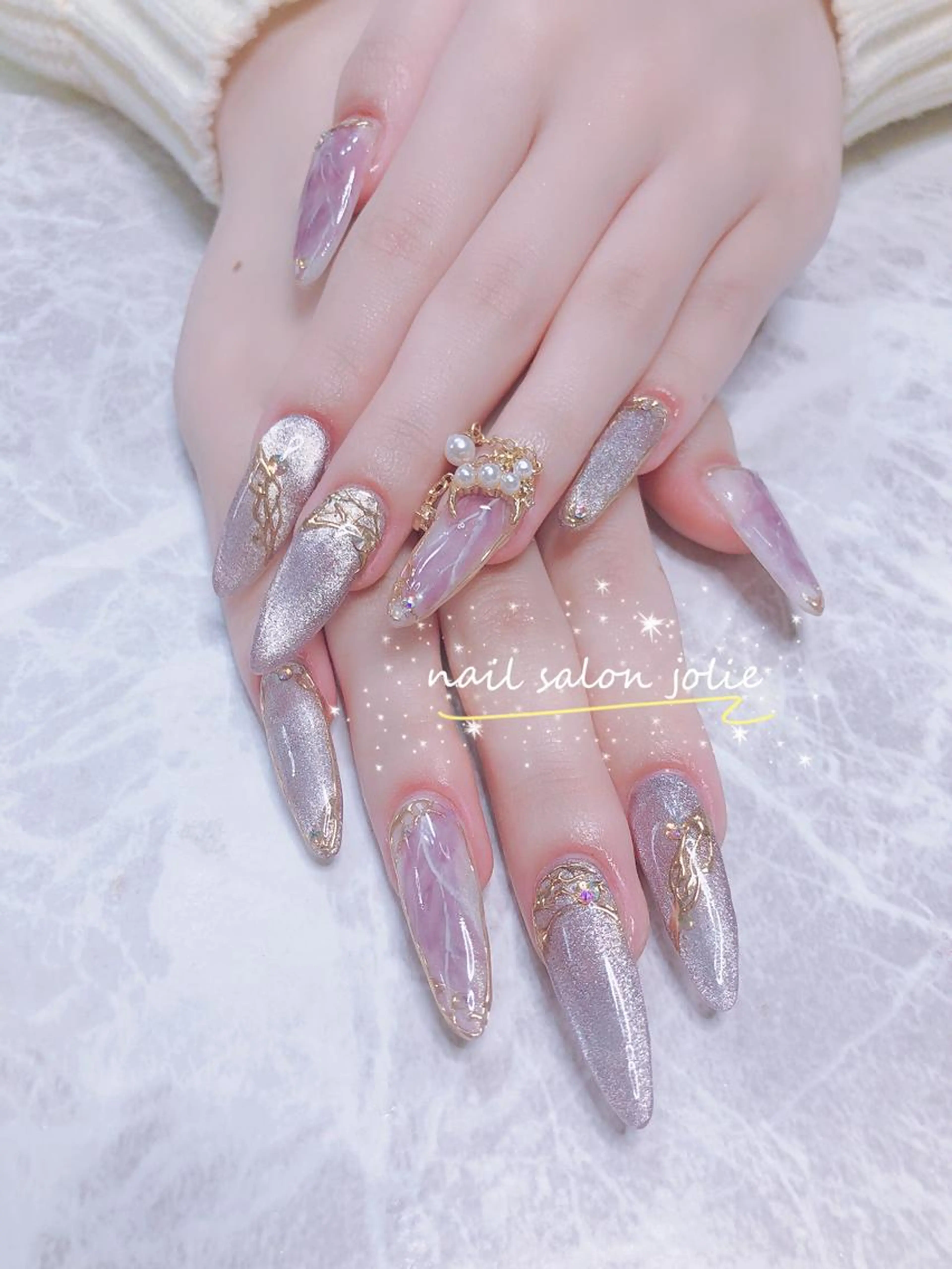 スカルプ10本と持ち込みデザインコース　初回ジェルネイルオフ無料　角質ケア込み15470の写真