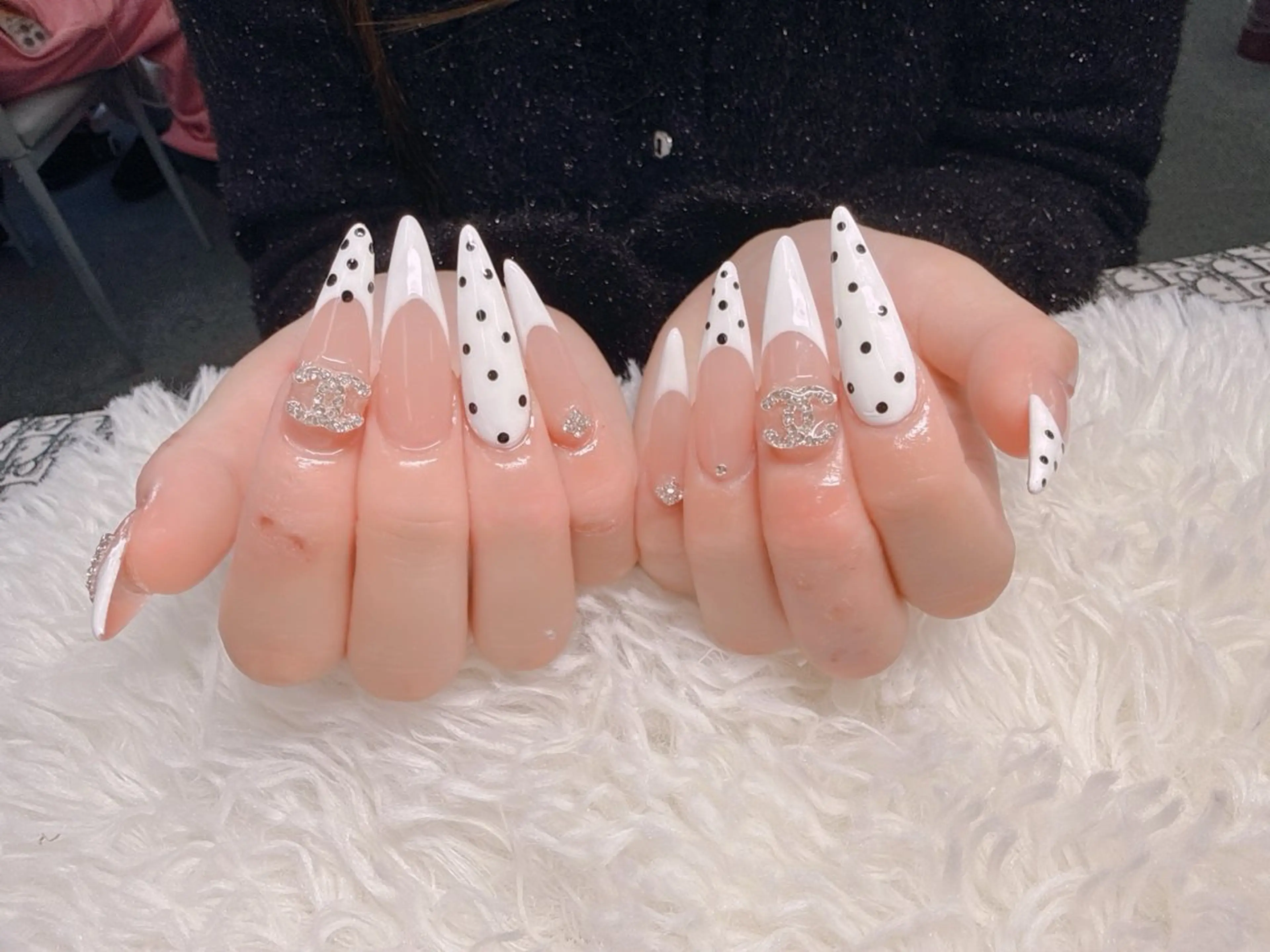 ネイル ハンドネイル Lady Nails 1993所属・タナカ フォンのネイルデザイン