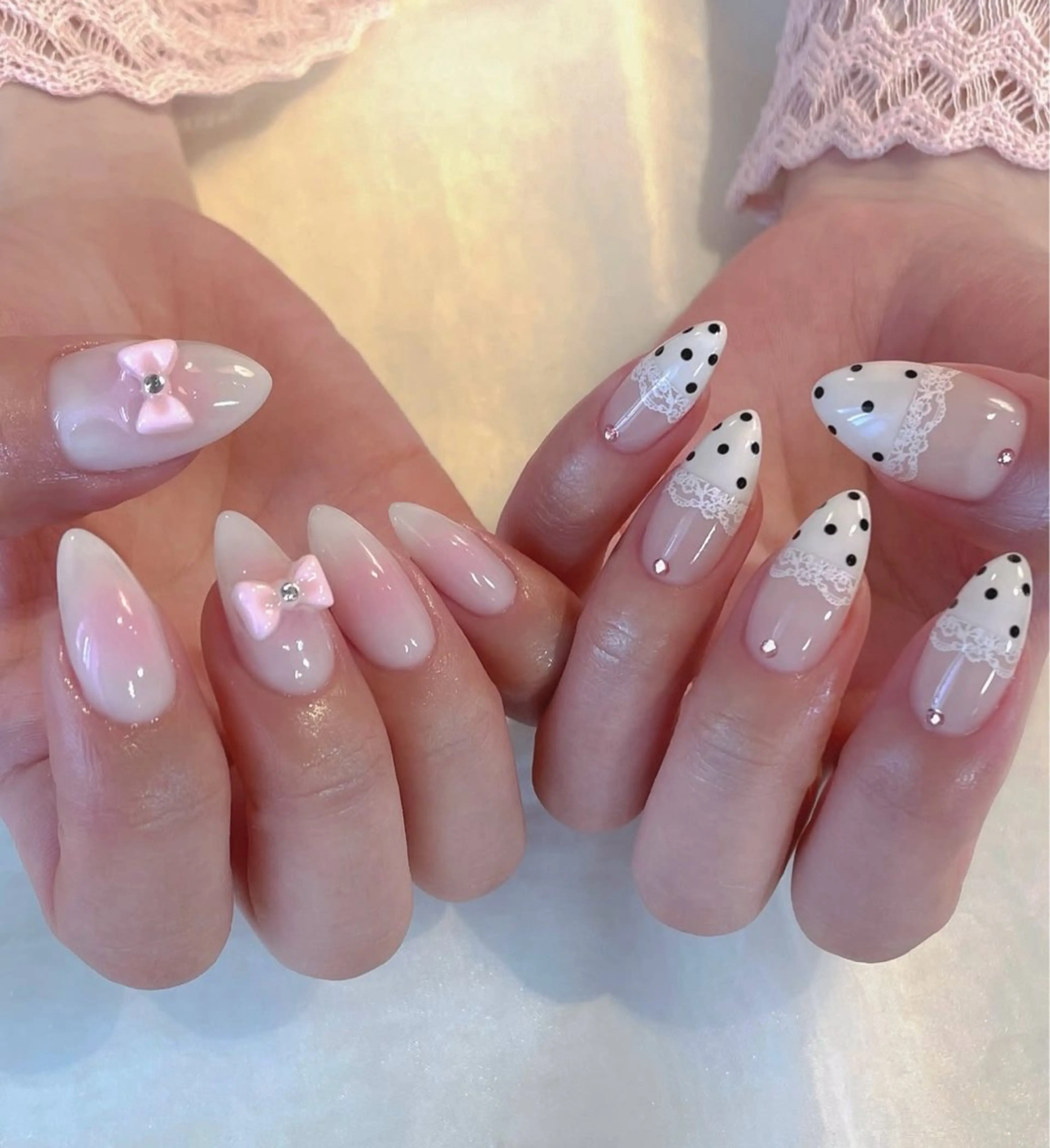 ネイル グラデーション キラキラネイル ワンカラーネイル 冬ネイル Jenn Nail Salonのネイルデザイン