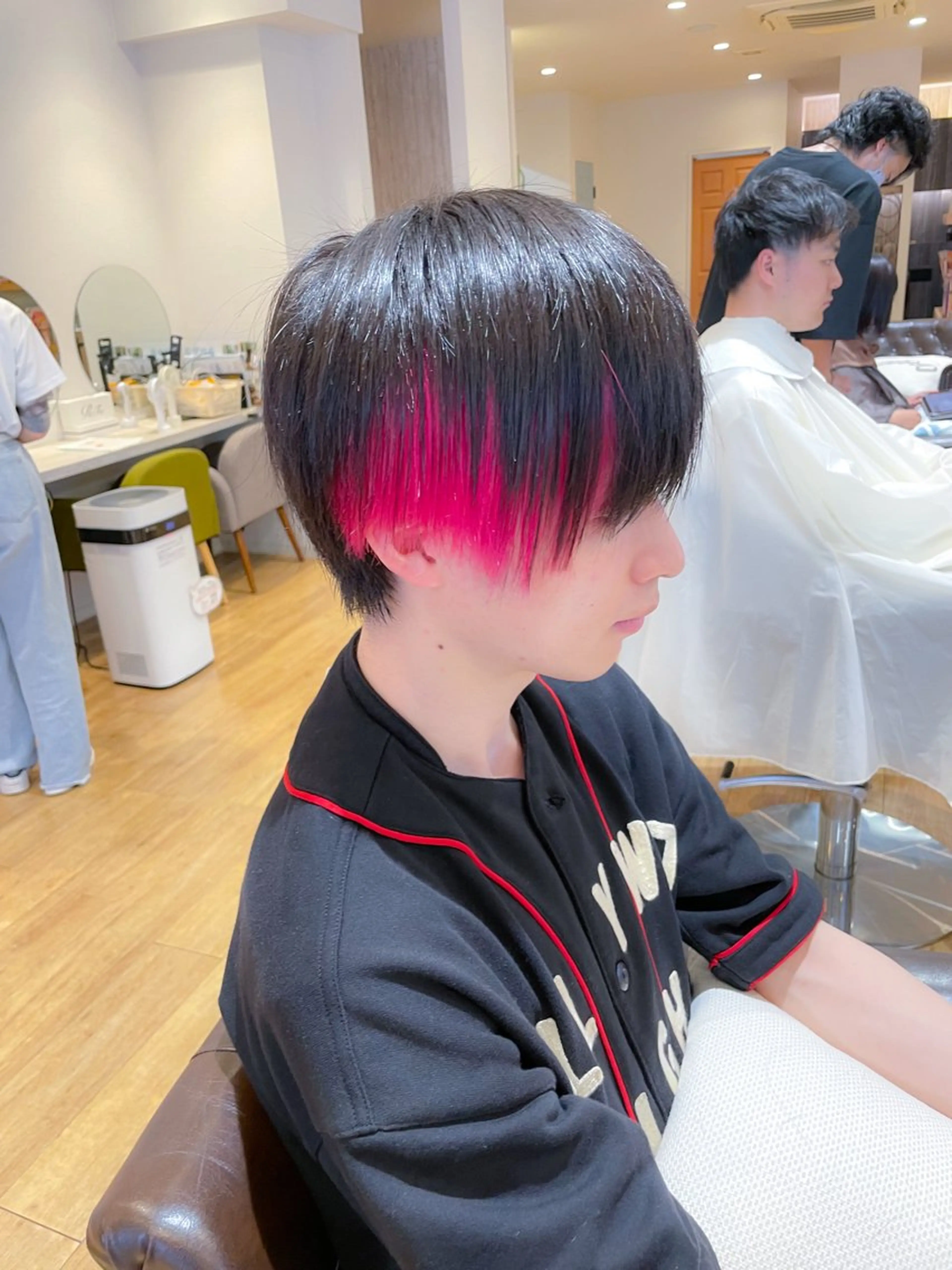 ショート メンズ メンズブリーチ 高嶋 憂蘭々のヘアスタイル