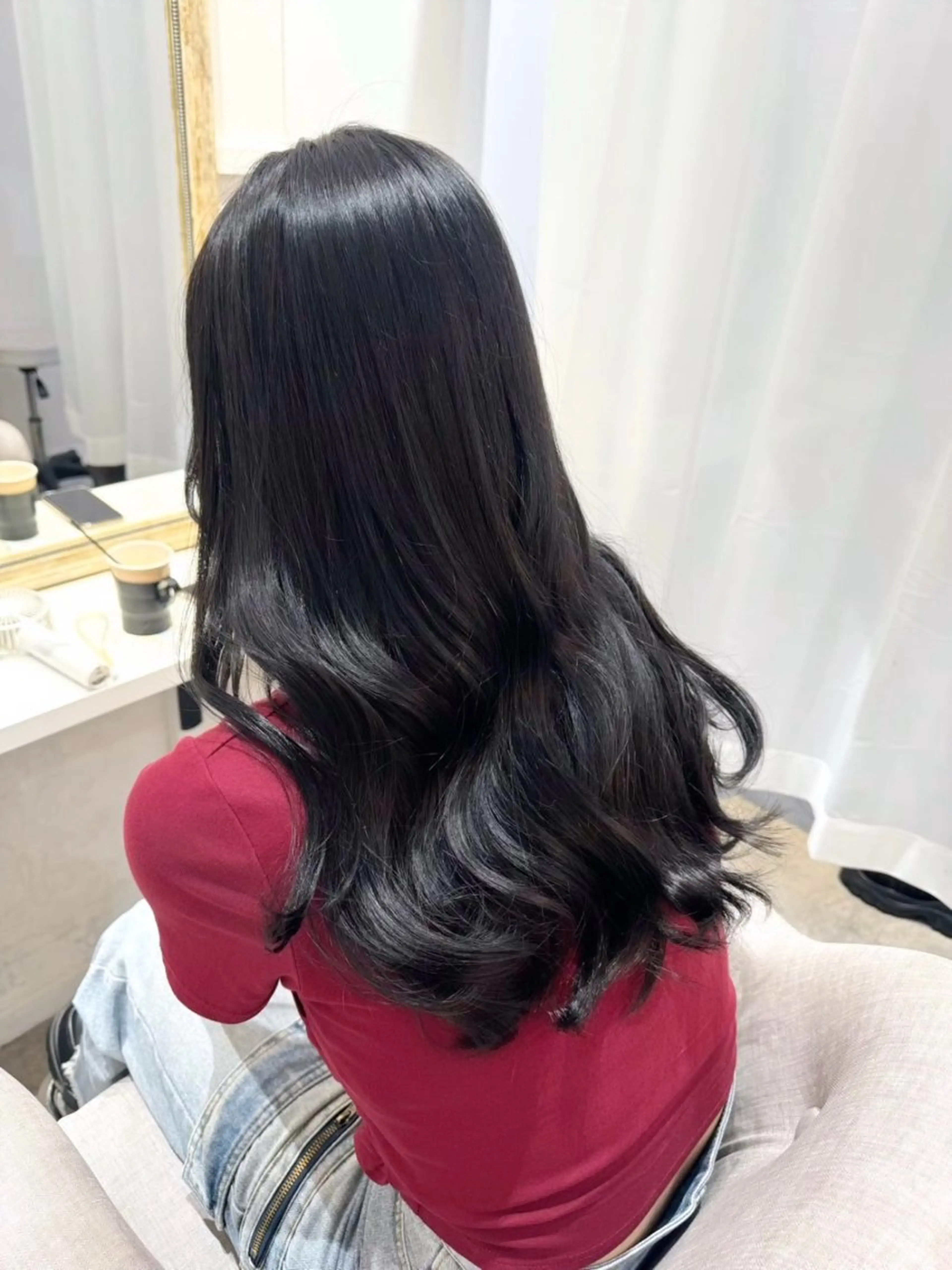 ロング カラー ベージュカラー ブリーチ ボルドーカラー ブラウンカラー 透明感カラー 赤み無し柔らかカラー 【梅田】madokaのヘアスタイル