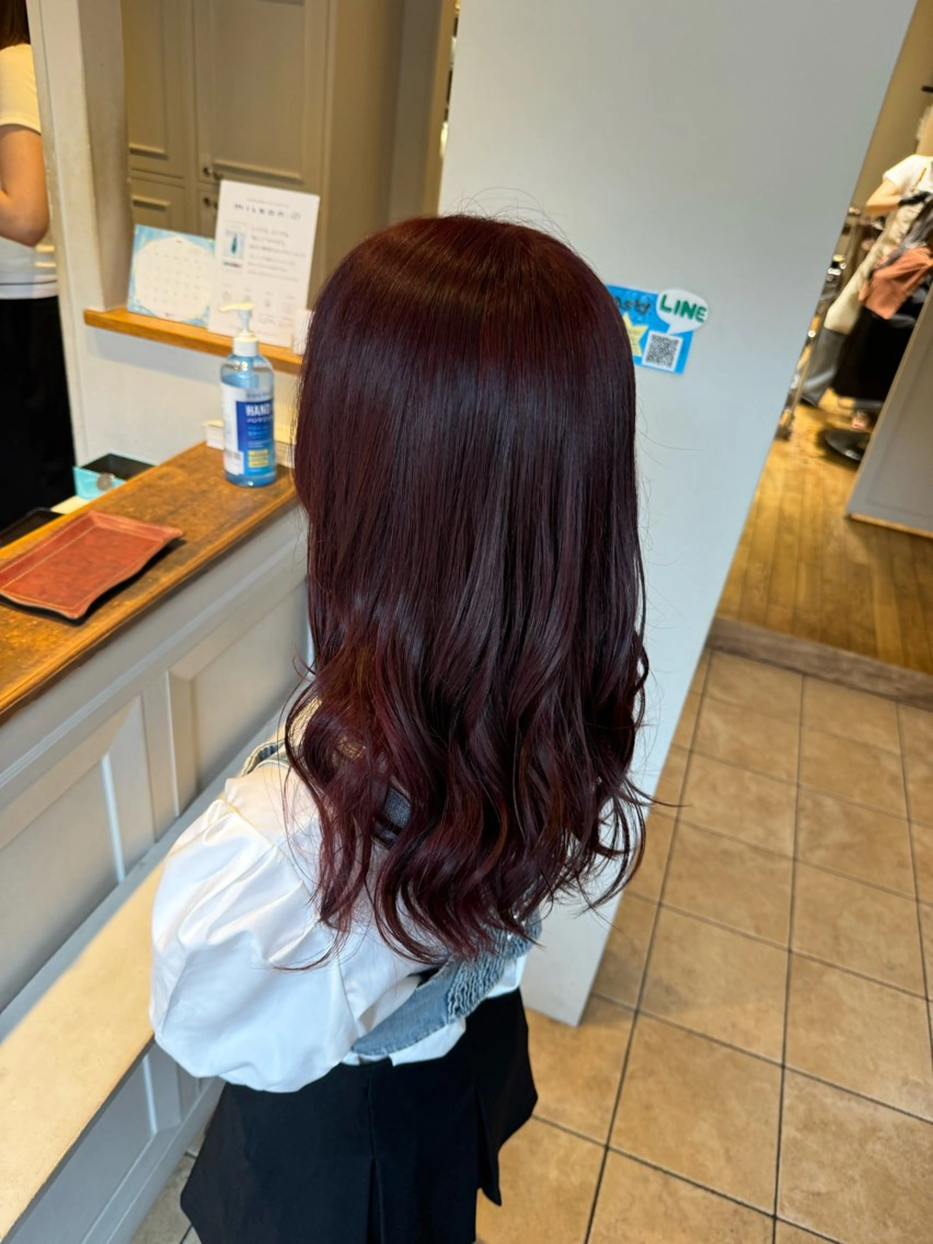 セミロング カラー ブリーチ ダブルカラー ブリーチなしカラー レッドカラー Tasty private garden所属・KASUMI .のヘアスタイル