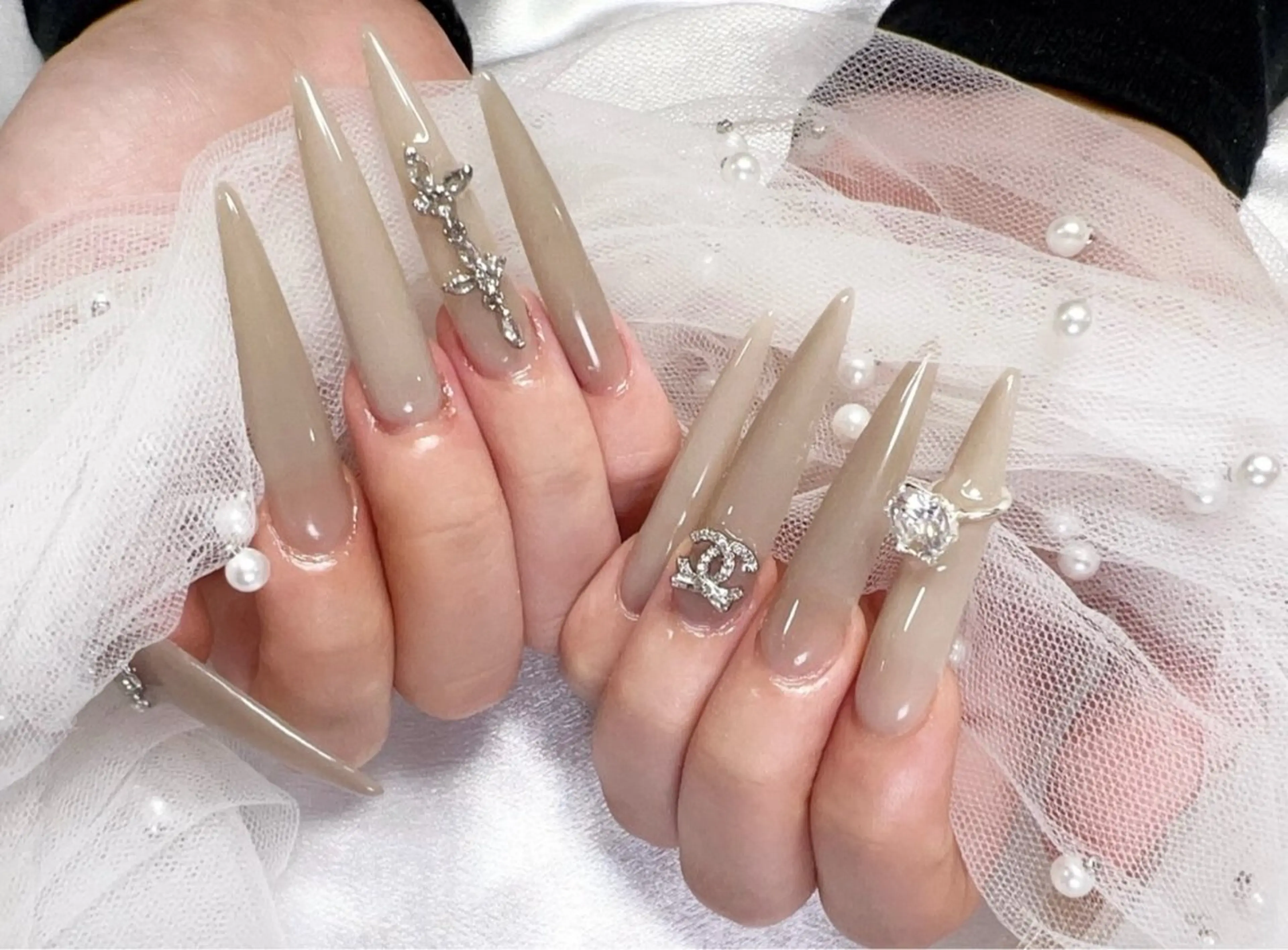 ネイル アートネイル チークネイル 長さ出し フラワーネイル フットネイル YK 美学院のネイルデザイン