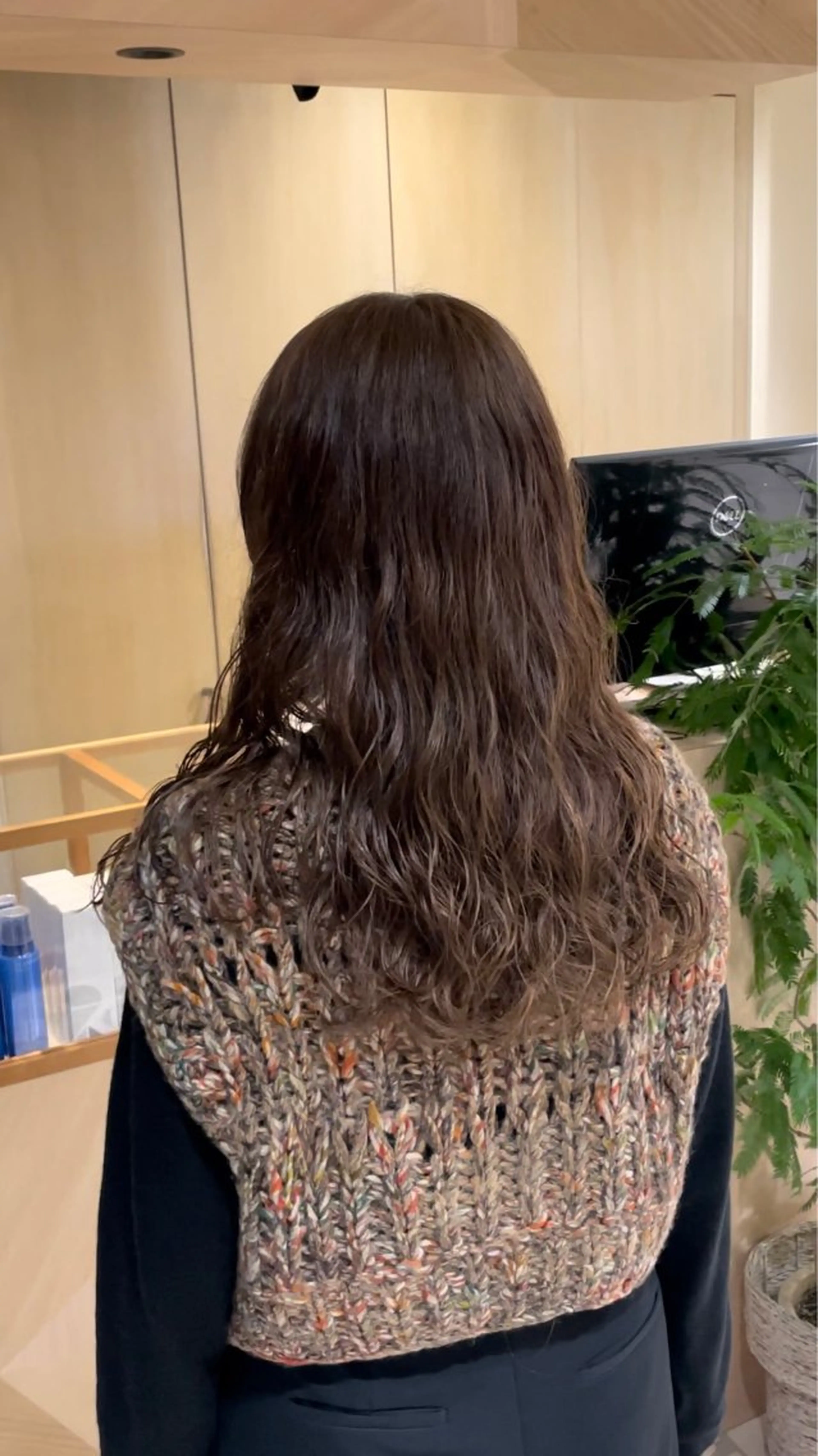 ミディアム カラー パーマ 大石 陽菜のヘアスタイル