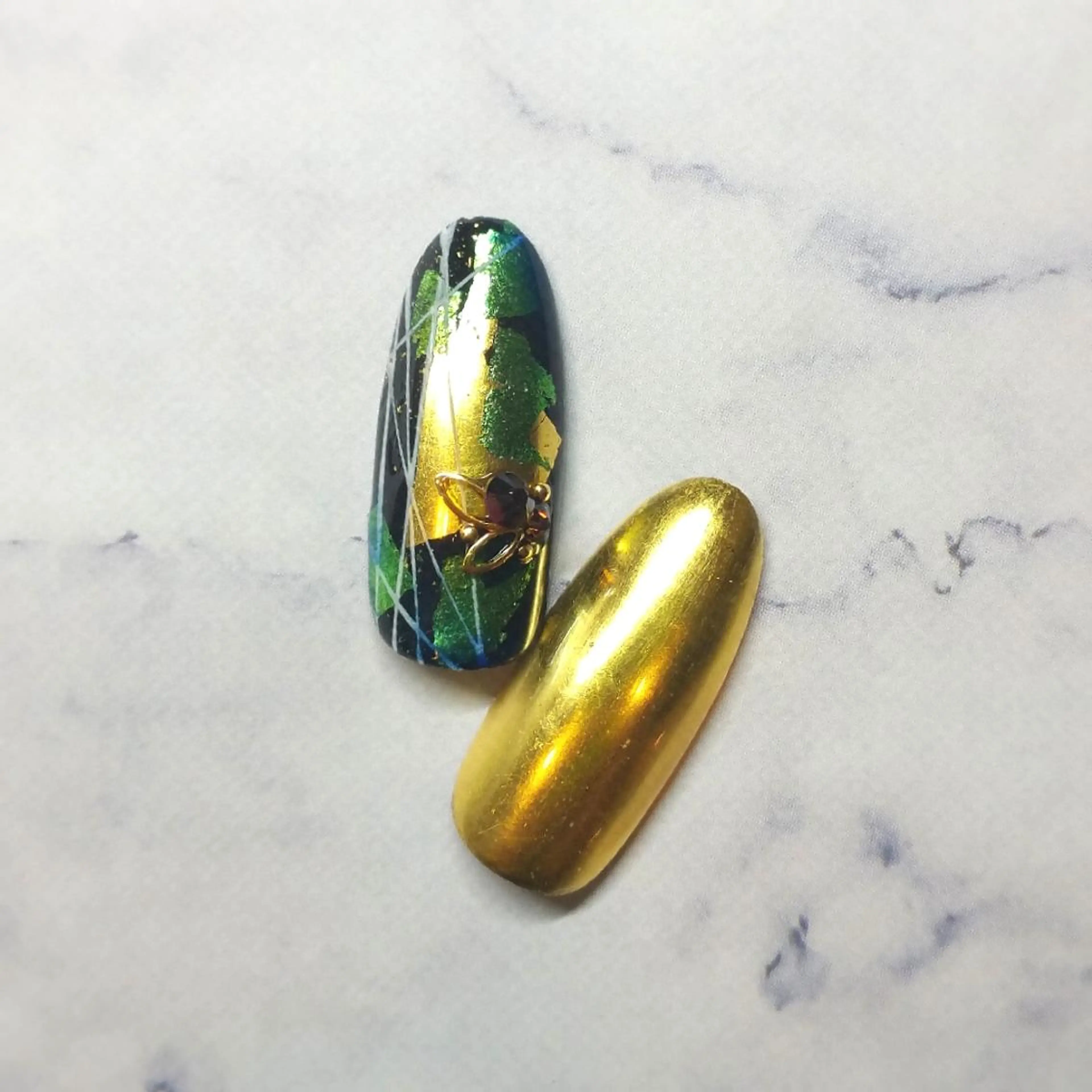 ネイル ハンドネイル 柴田 彩のネイルデザイン